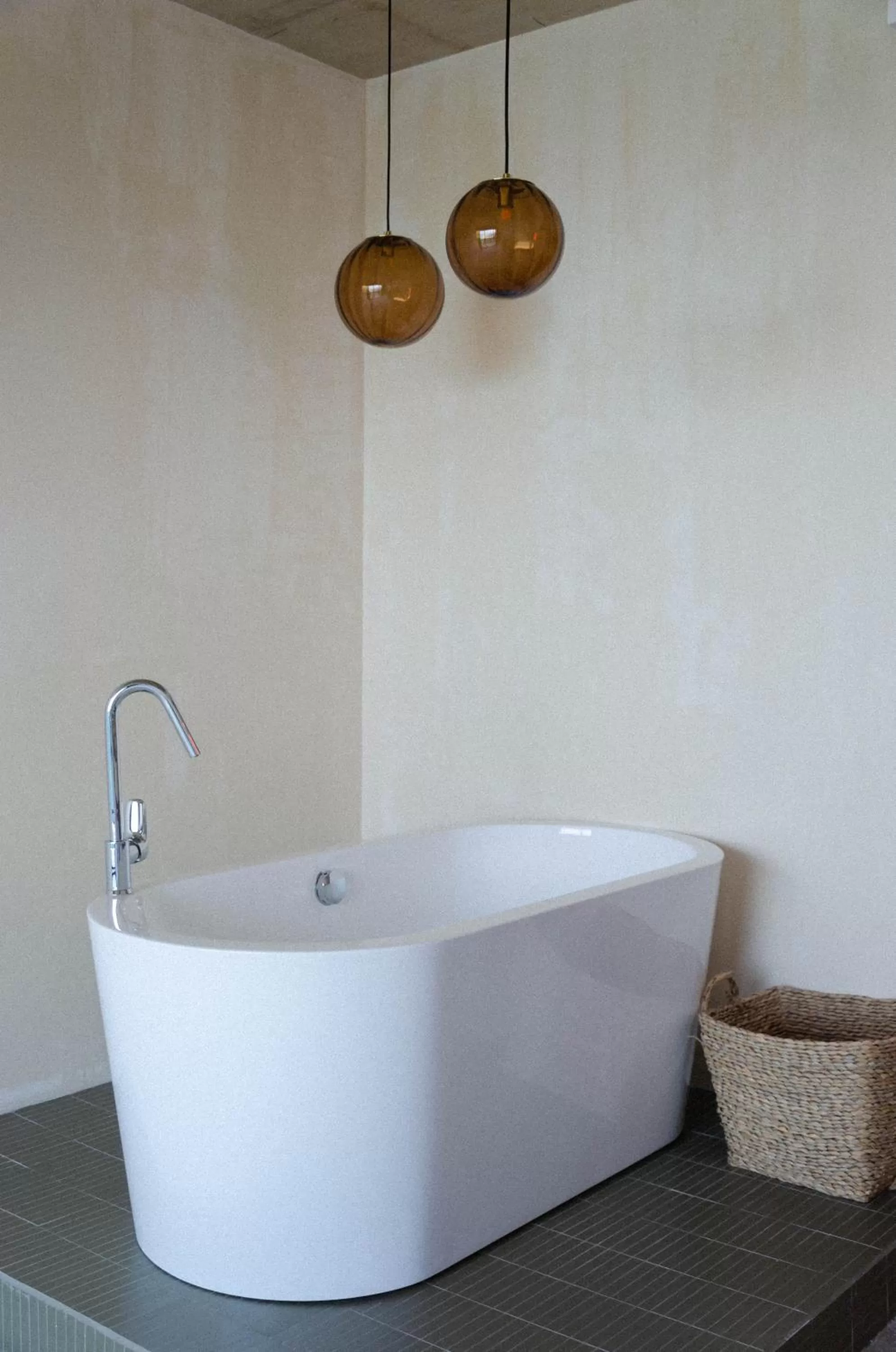 Hot Tub in Kartuli Hotel