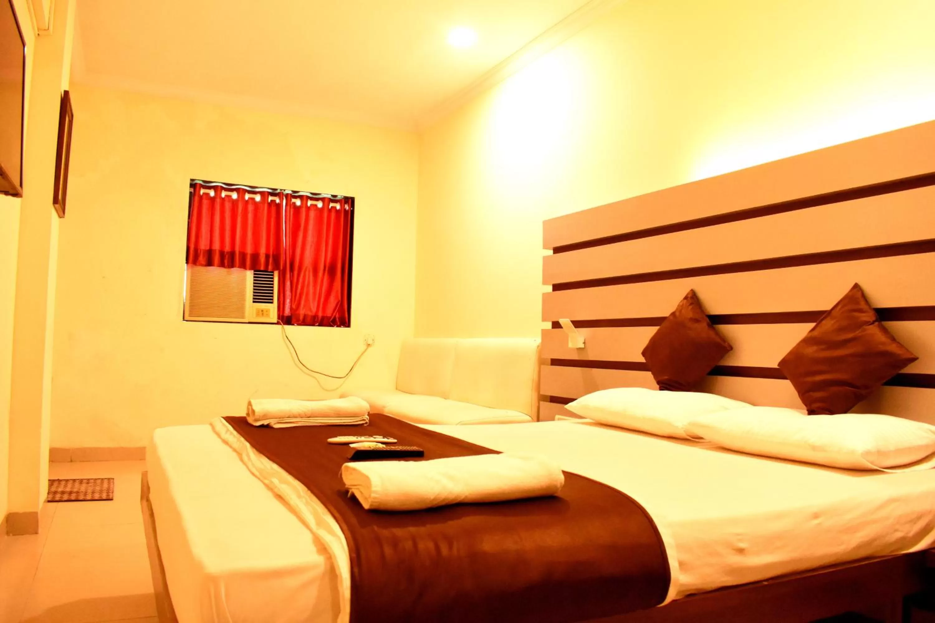 Bed in Sai Sharan Stay Inn- Near MIDC Turbhe Navi Mumbai