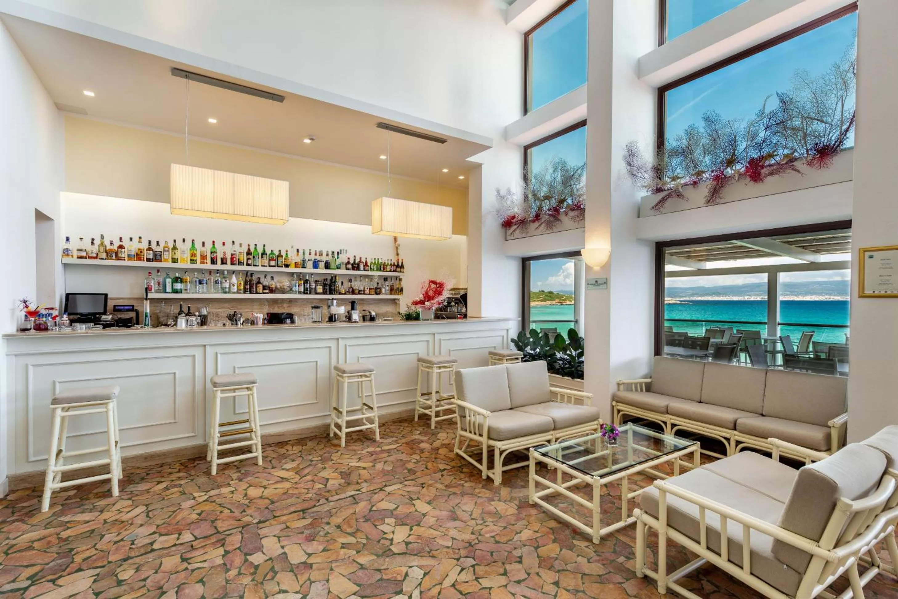 Lounge or bar in Hotel Dei Pini