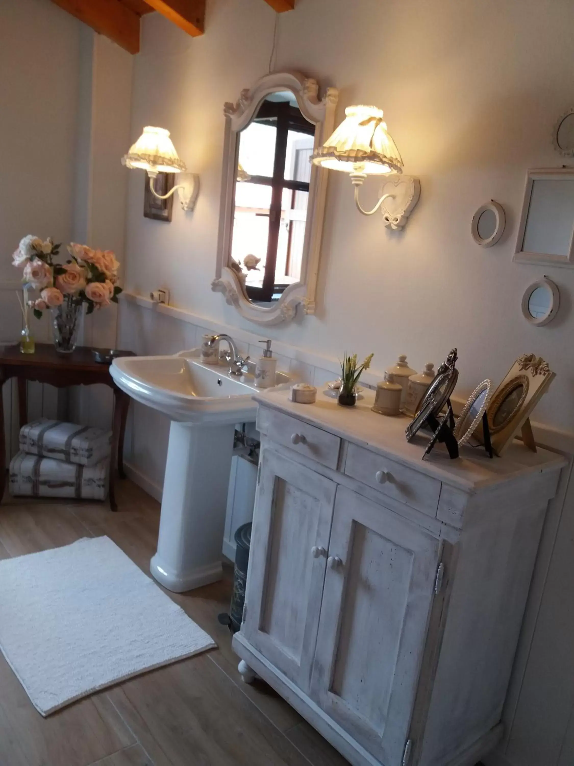 Bathroom, Kitchen/Kitchenette in B&b Silvana