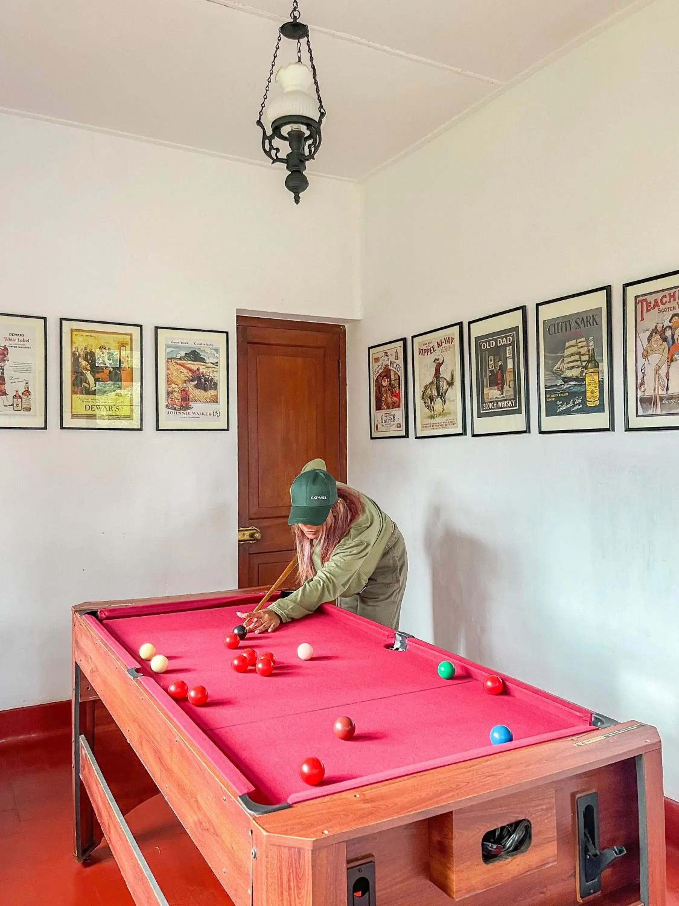 Activities, Billiards in Scottish Planter Bungalow- Thema Collection