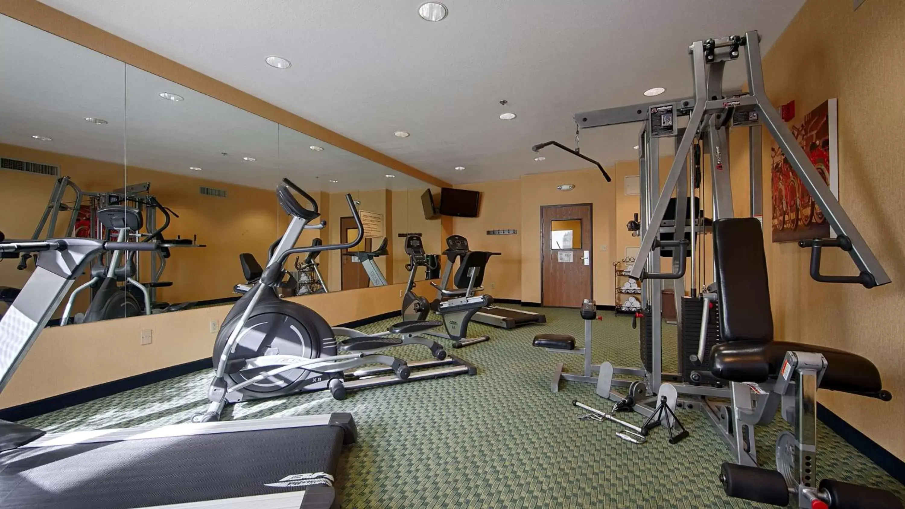 Fitness centre/facilities, Fitness Center/Facilities in Best Western PLUS Fresno Inn