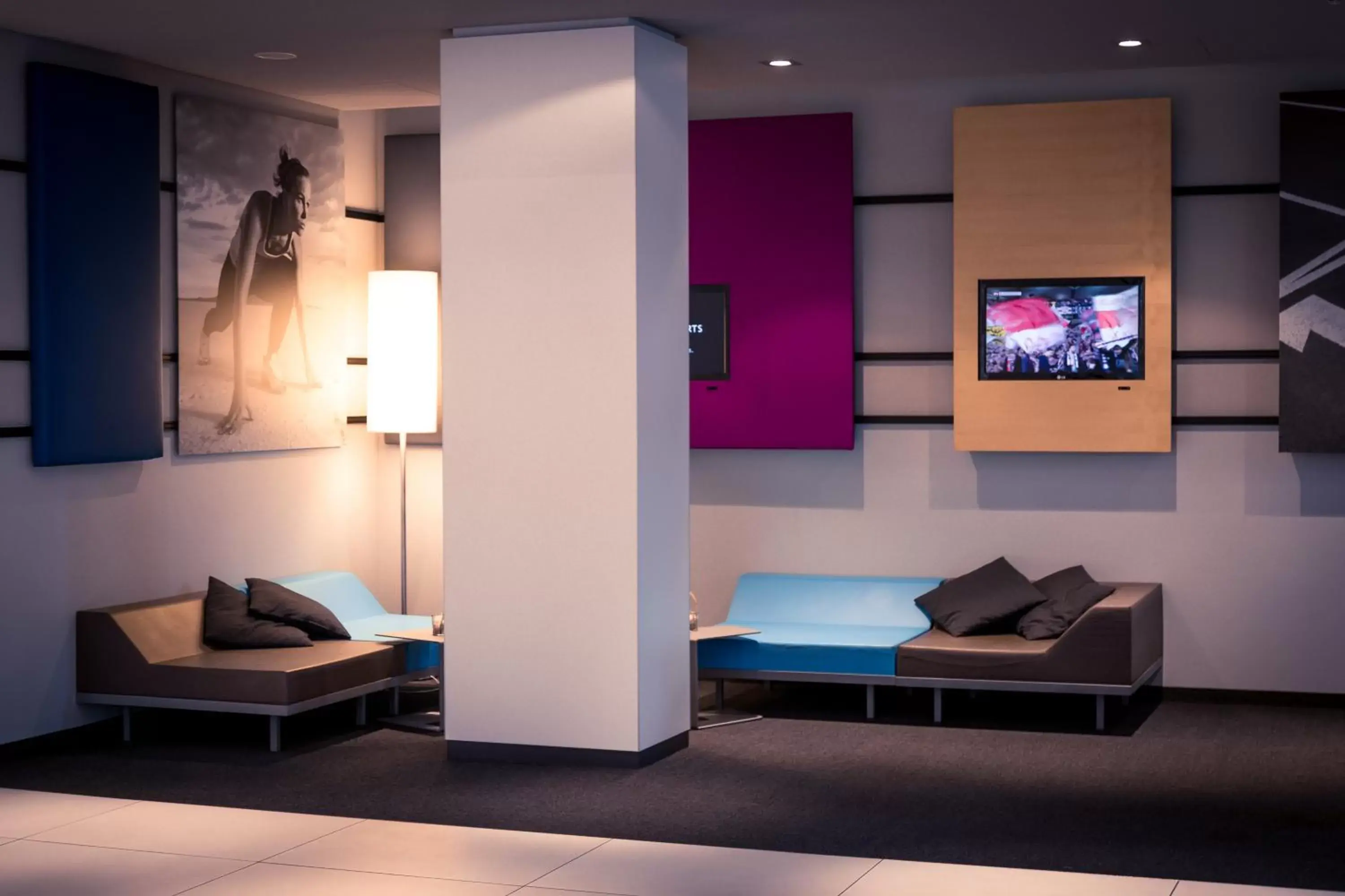 Lobby or reception, Seating Area in Lindner Hotel Frankfurt Sportpark part of JdV by Hyatt