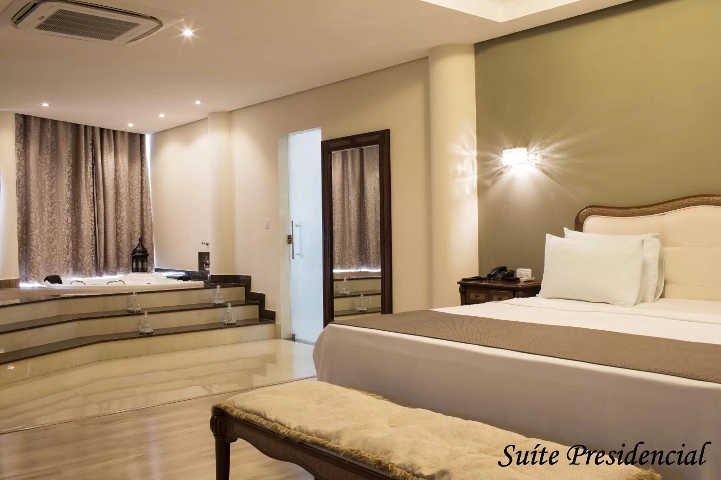 Bed in Minas Platinum Hotel & Convention