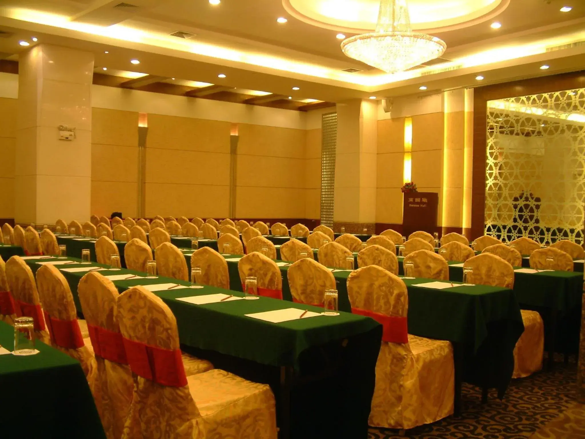 Banquet/Function facilities in Yindo Jasper Hotel Zhuhai