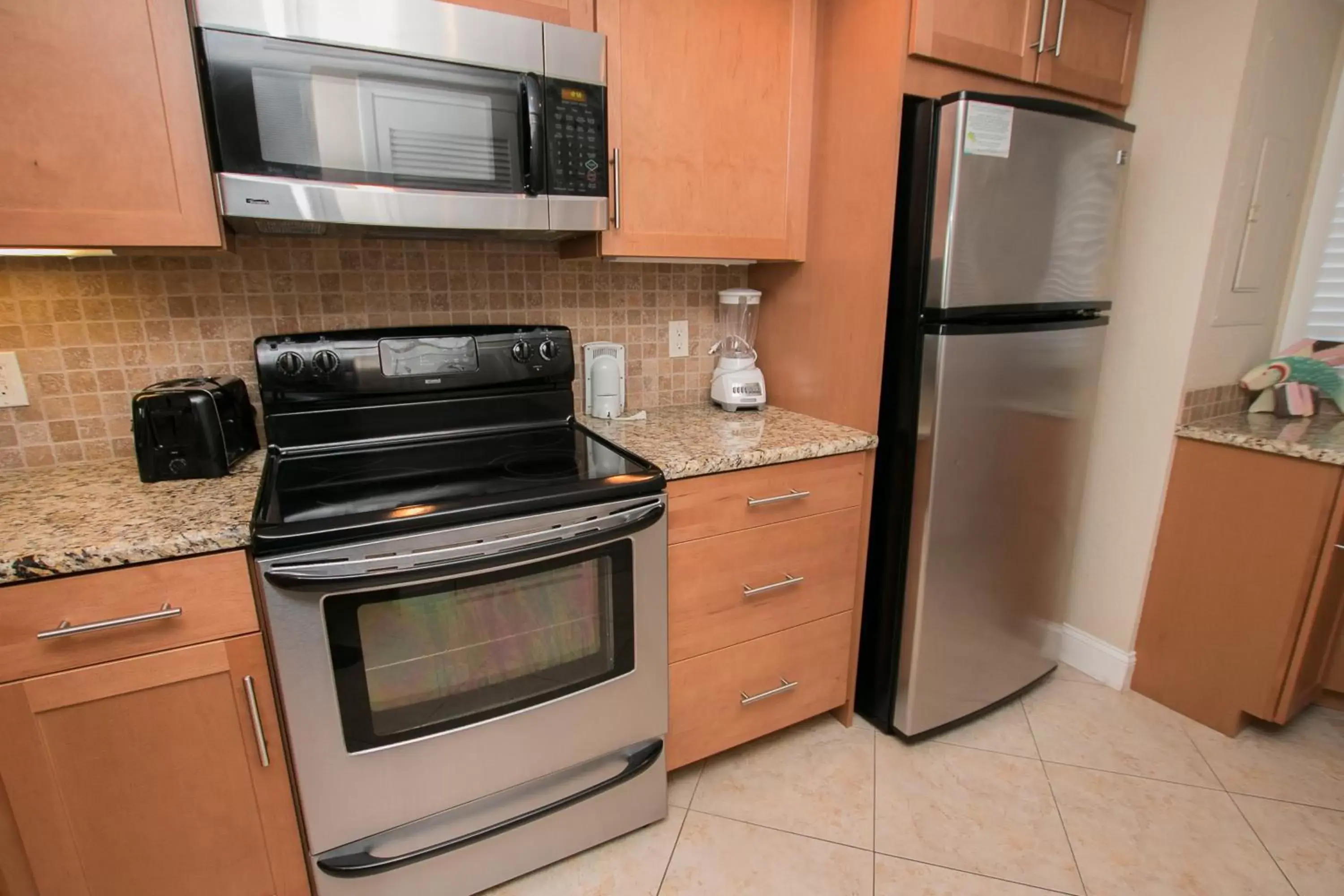 Kitchen/Kitchenette in Edgewater Beach Resort 602 Destin (Condo)