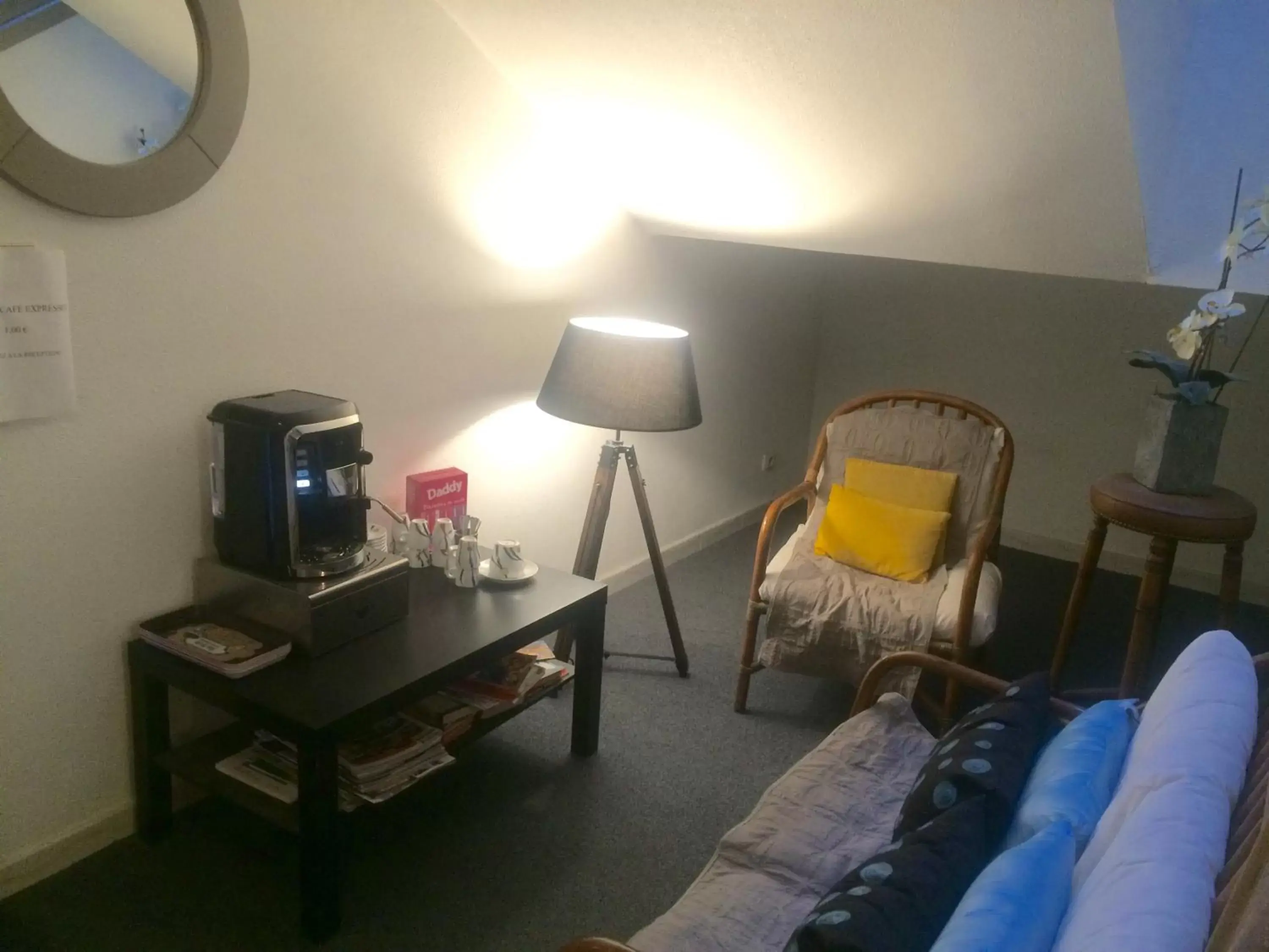 Living room, Seating Area in Hôtel Les Alizés