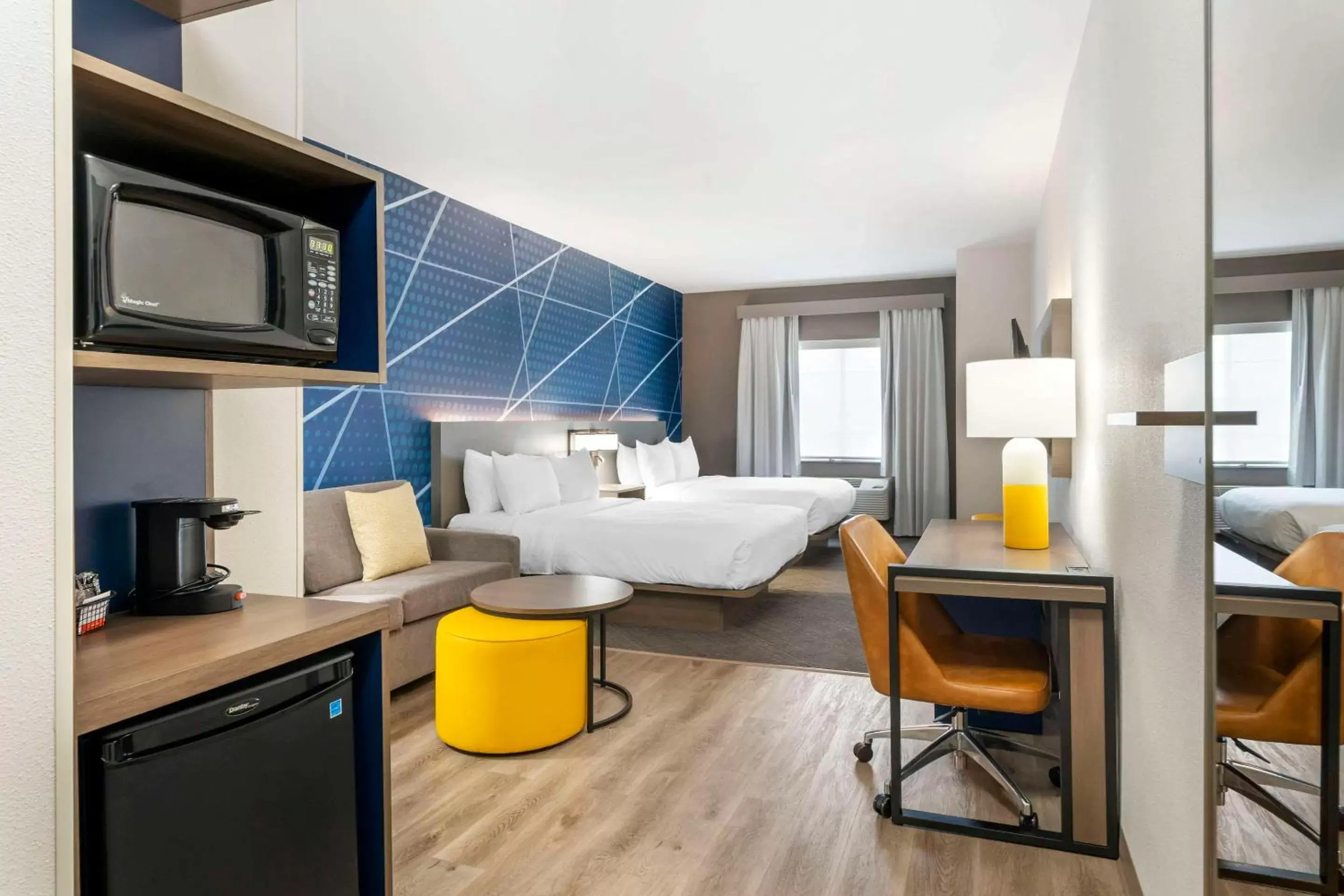 Bedroom, Bed in Comfort Suites Bedroom, Bed in Comfort Suites