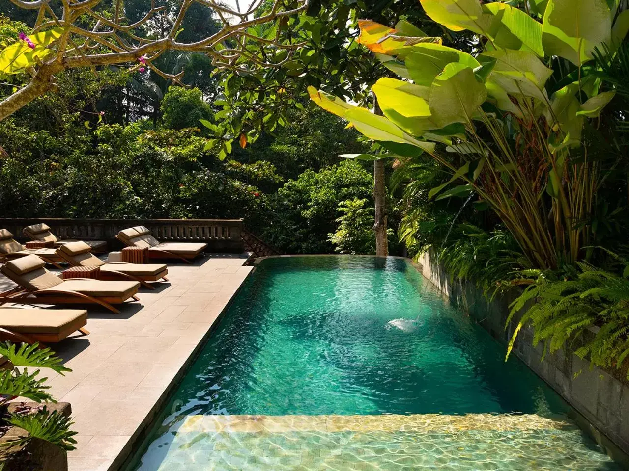 Swimming pool in Adiwana Resort Jembawan Swimming pool in Adiwana Resort Jembawan