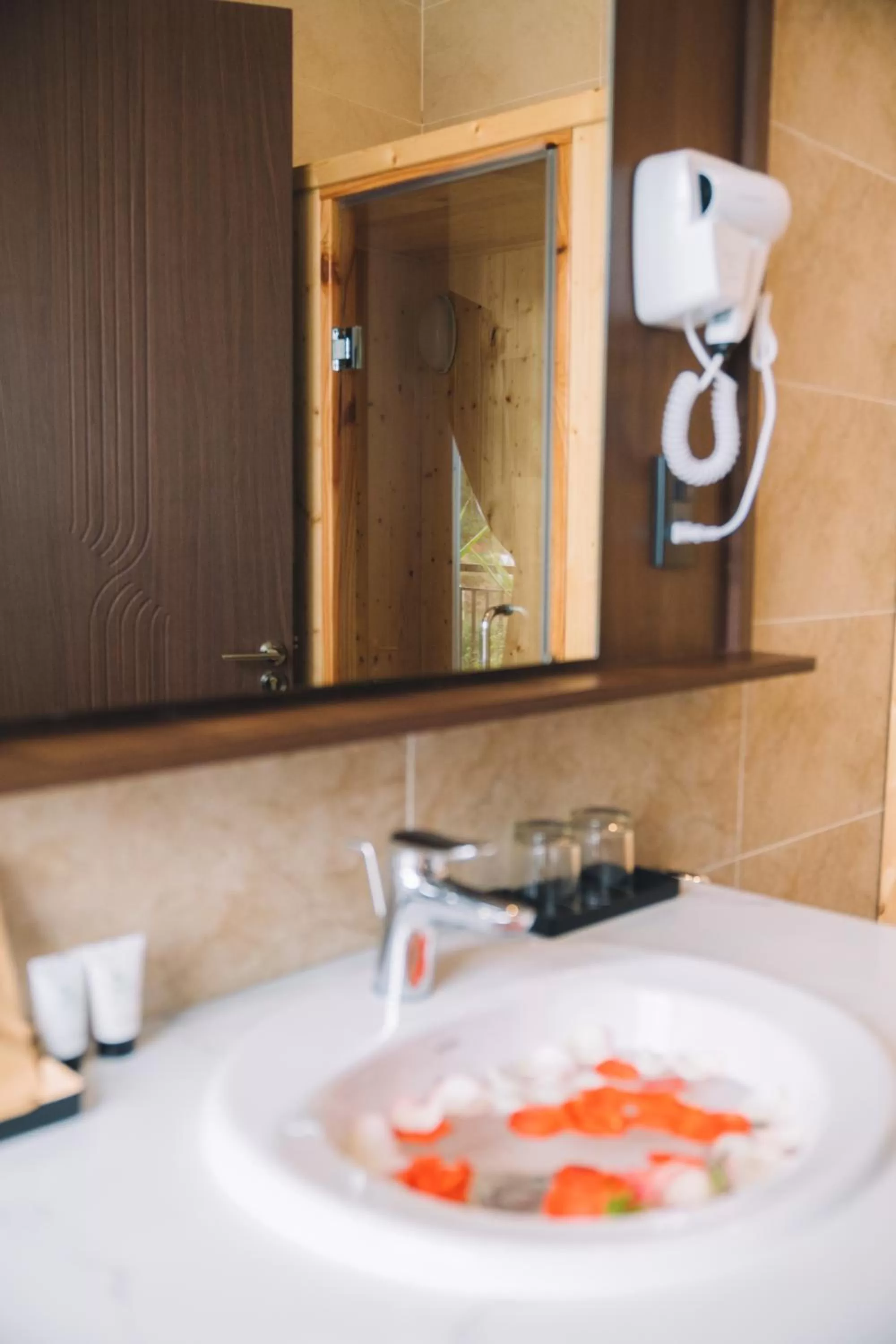 Bathroom in GREENECO DA LAT HOTEL - Khách sạn Green Eco Đà Lạt