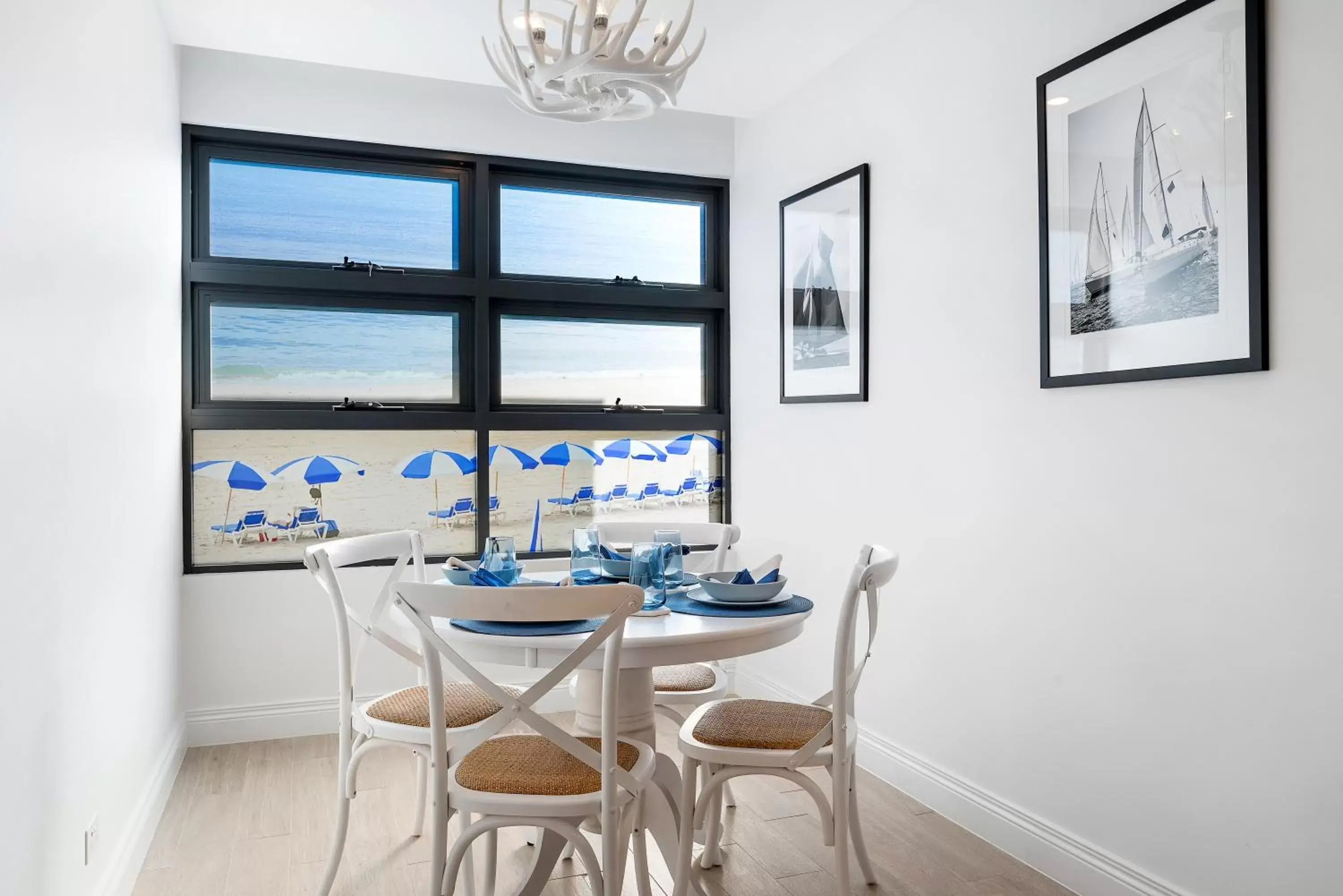 Dining area in The Hamptons Apartments - Port Melbourne