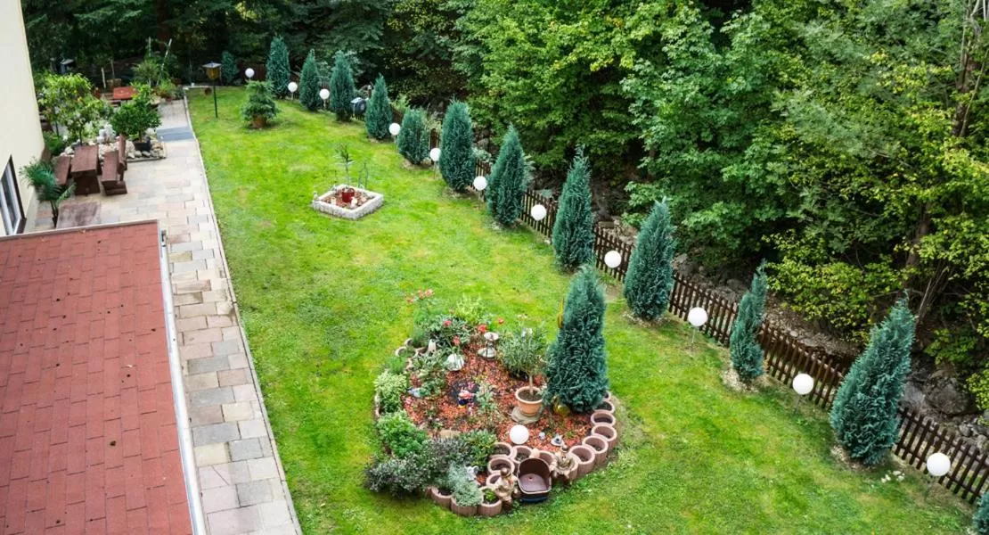 Garden View in Hotel Sonnleitn
