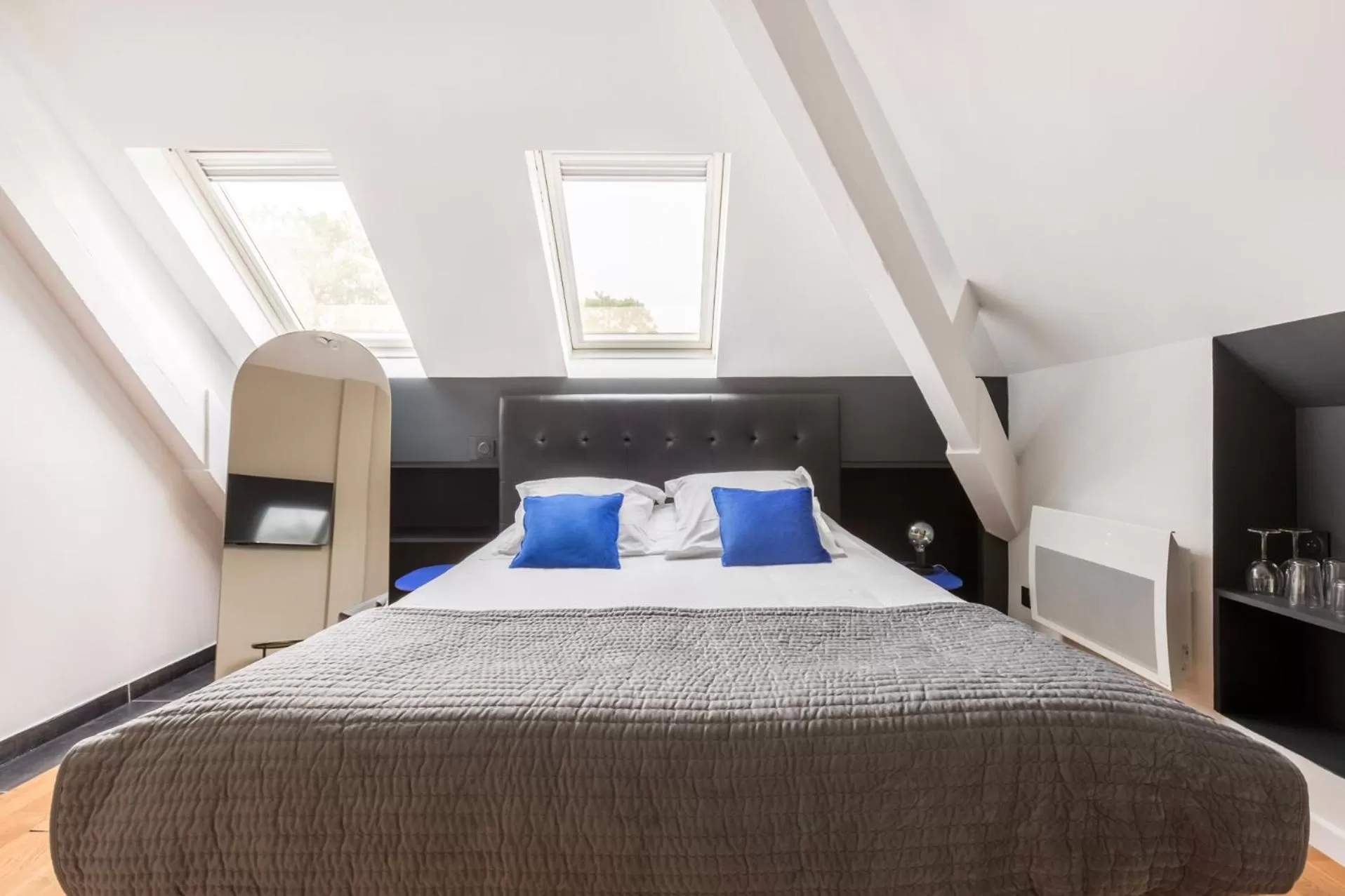 Bedroom, Bed in Au Chat Qui Dort Lille - Villa Gounod