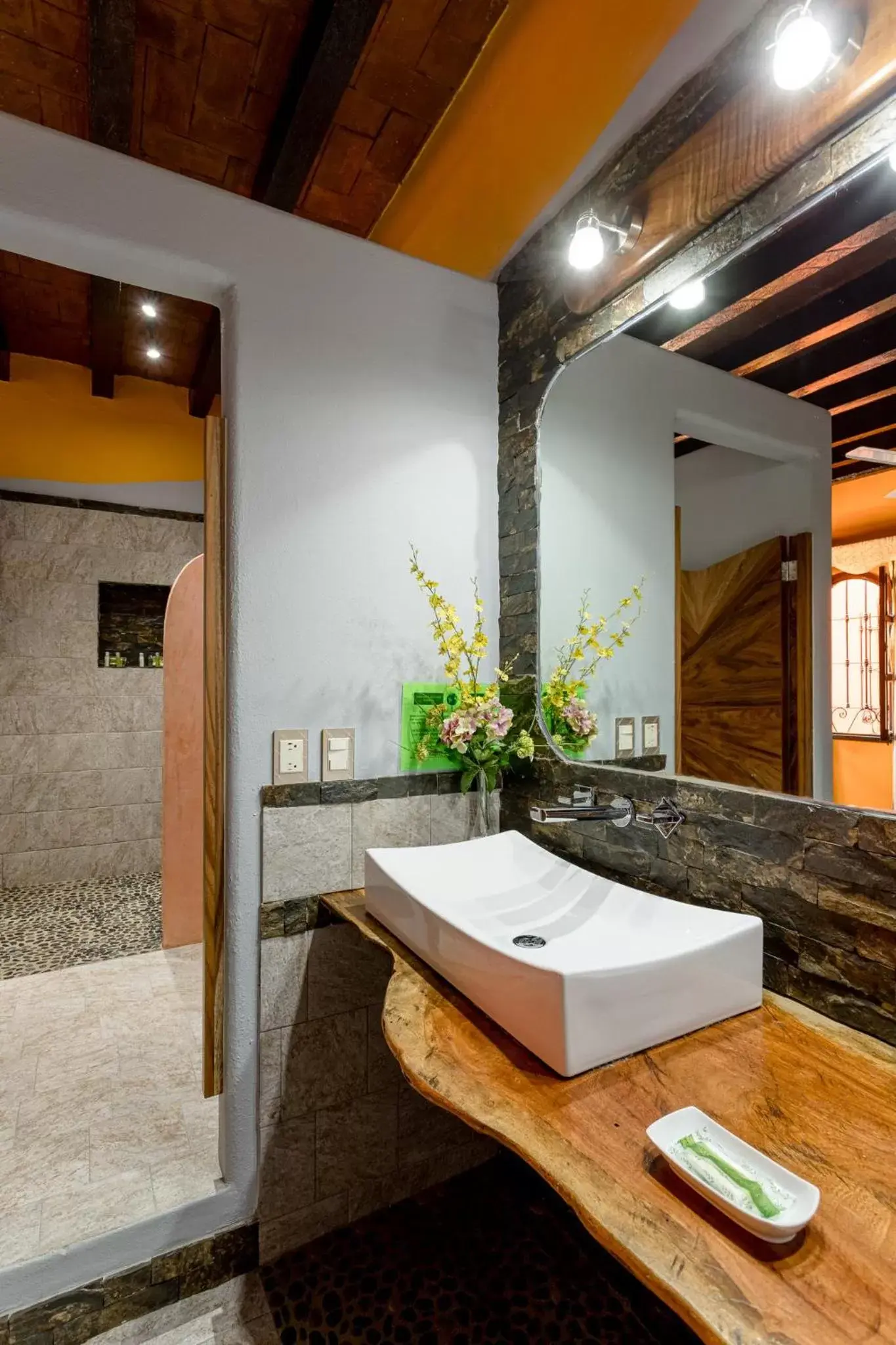 Bathroom in Suites La Hacienda