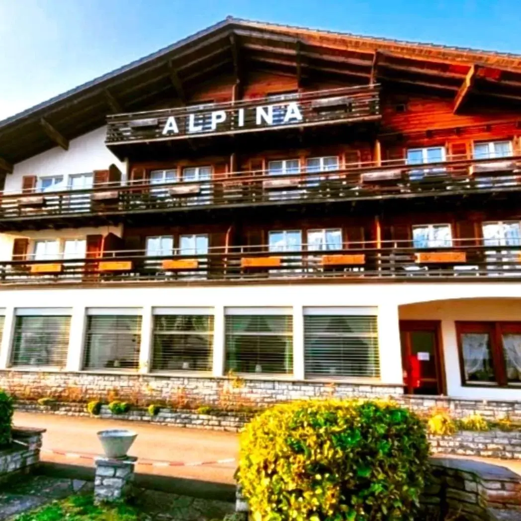 Property Building in Alpina Boutique Hotel Ringgenberg