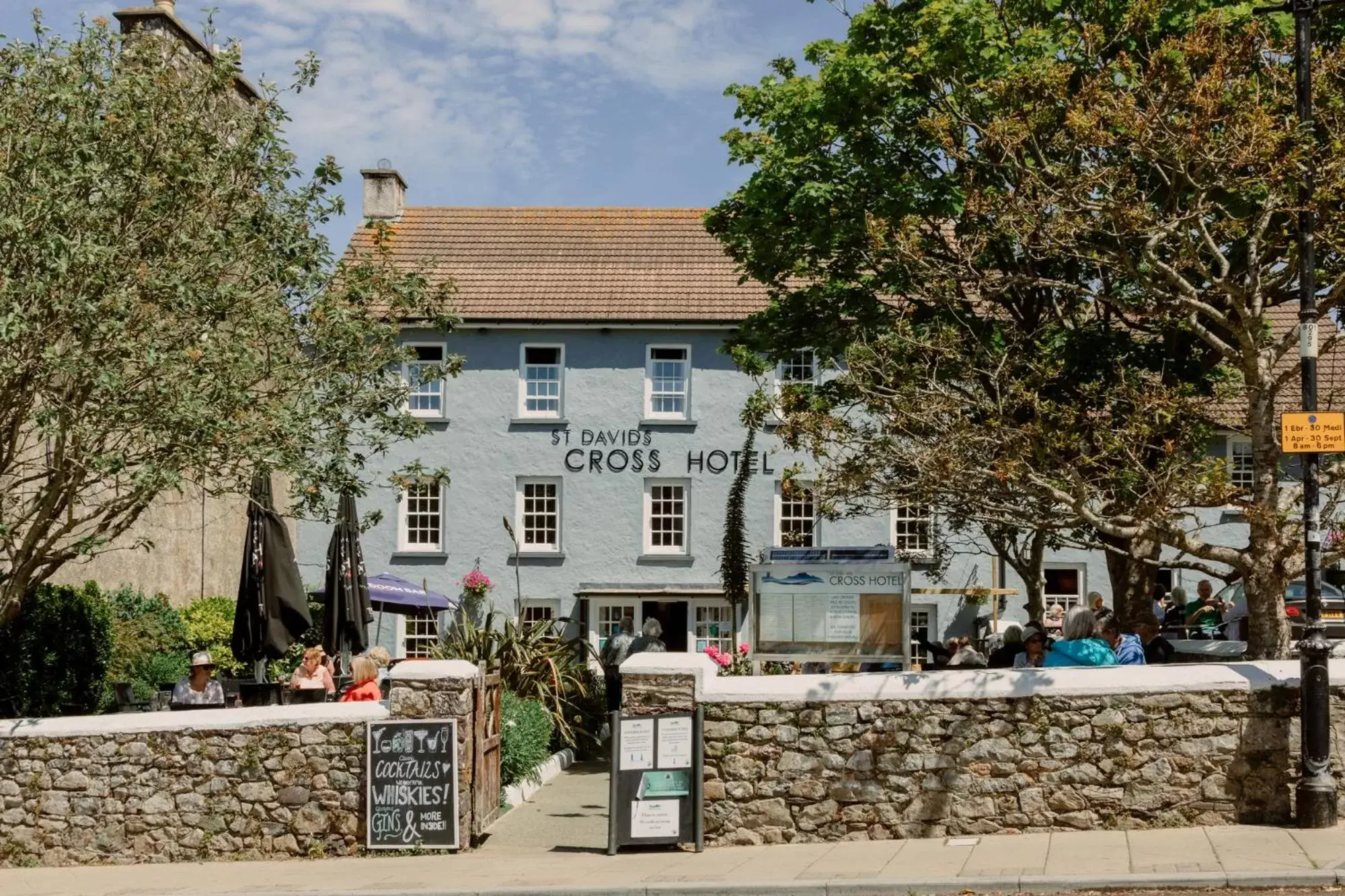 Property Building in St. Davids Cross Hotel