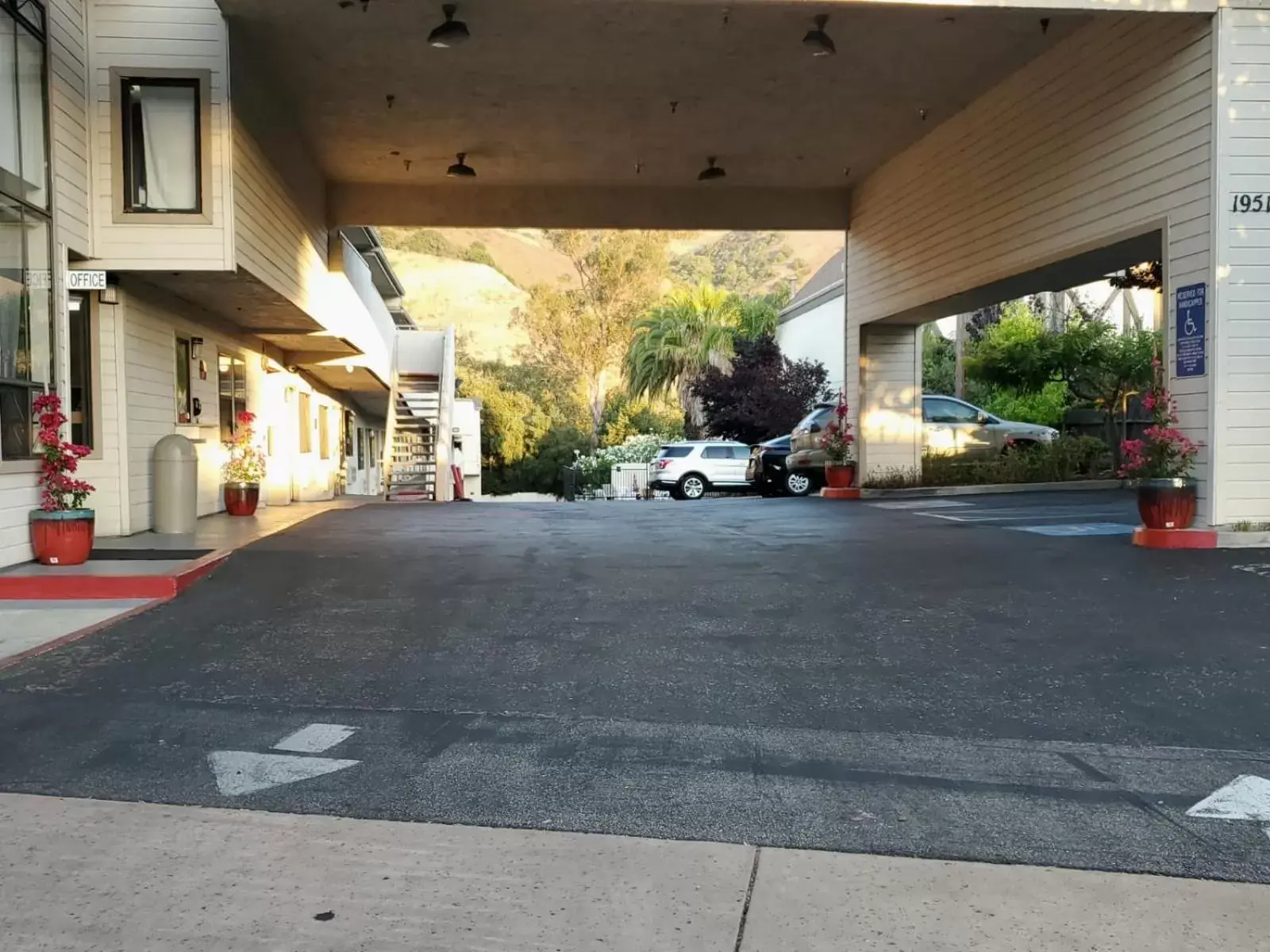 Facade/entrance in Mission Inn San Luis Obispo