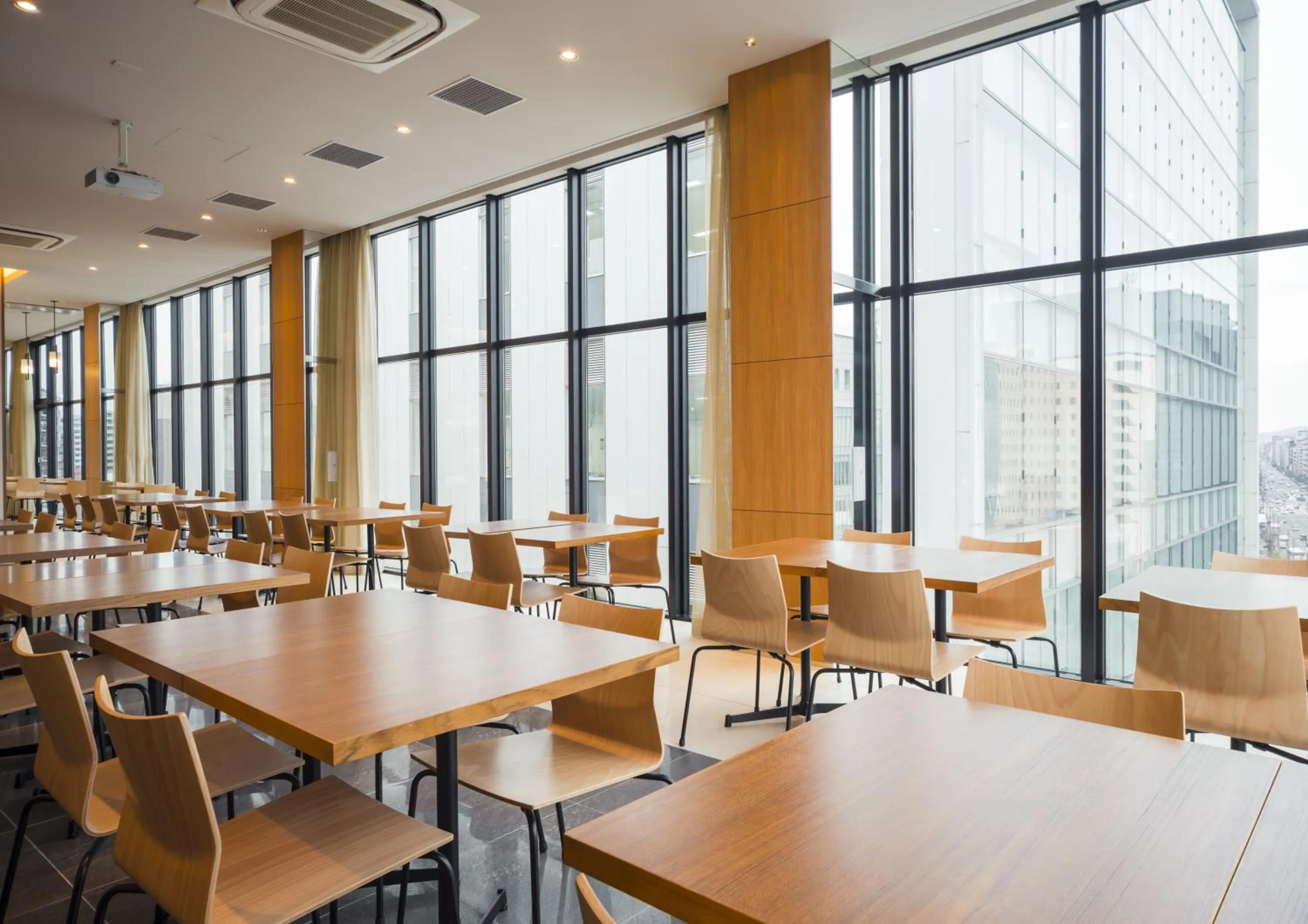 Restaurant/places to eat in Candeo Hotels Fukuoka Tenjin