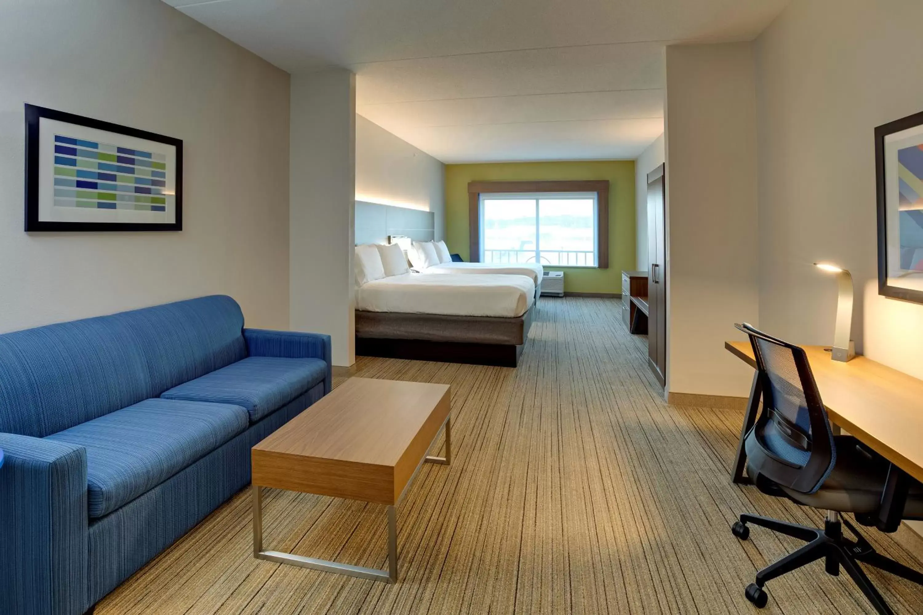 Bedroom in Holiday Inn Express Nashville-Opryland, an IHG Hotel