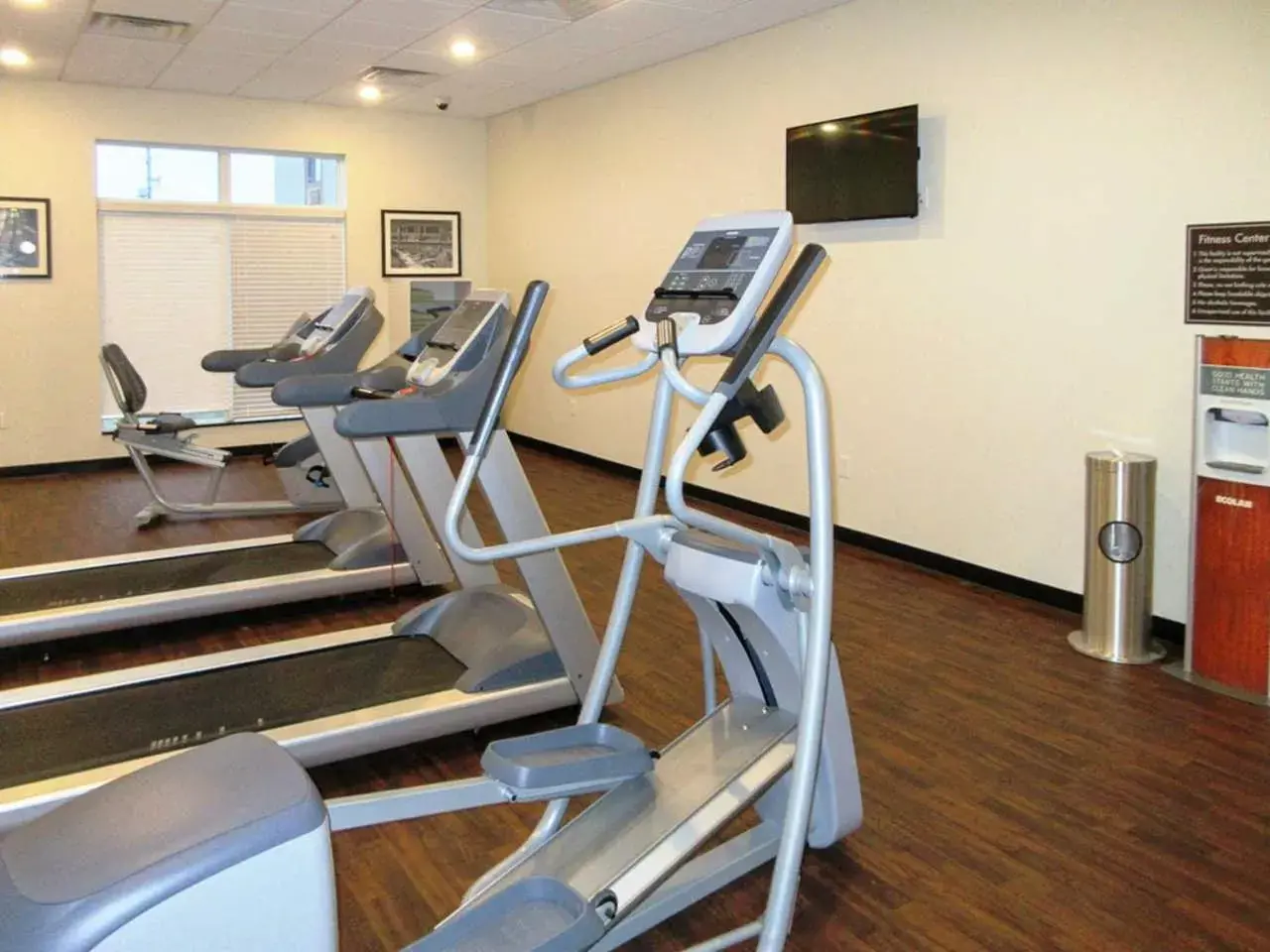 Fitness centre/facilities, Fitness Center/Facilities in Sleep Inn & Suites West-Near Medical Center