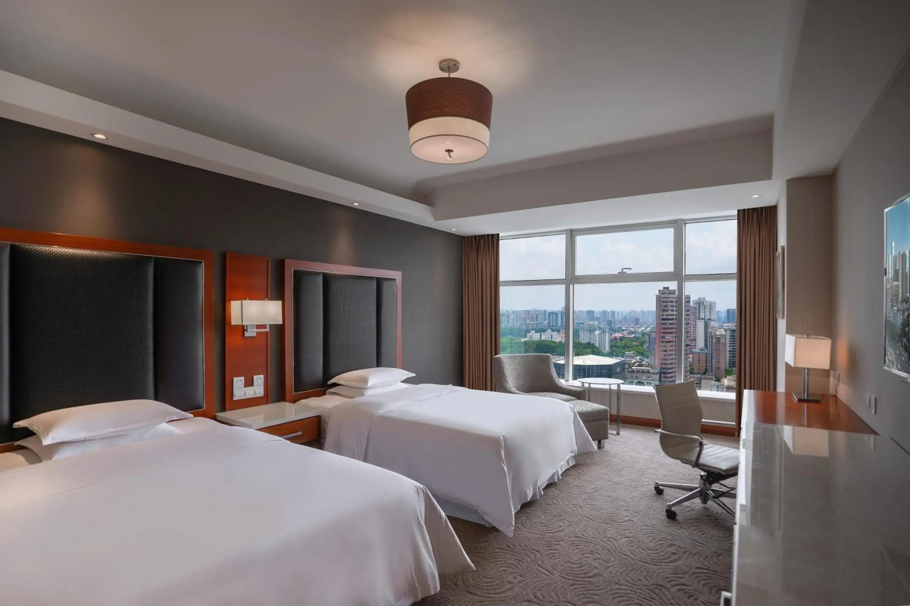Deluxe Twin Room in Sheraton Changsha Hotel-close to Hunan Museum&Orange Island Deluxe Twin Room in Sheraton Changsha Hotel-close to Hunan Museum&Orange Island