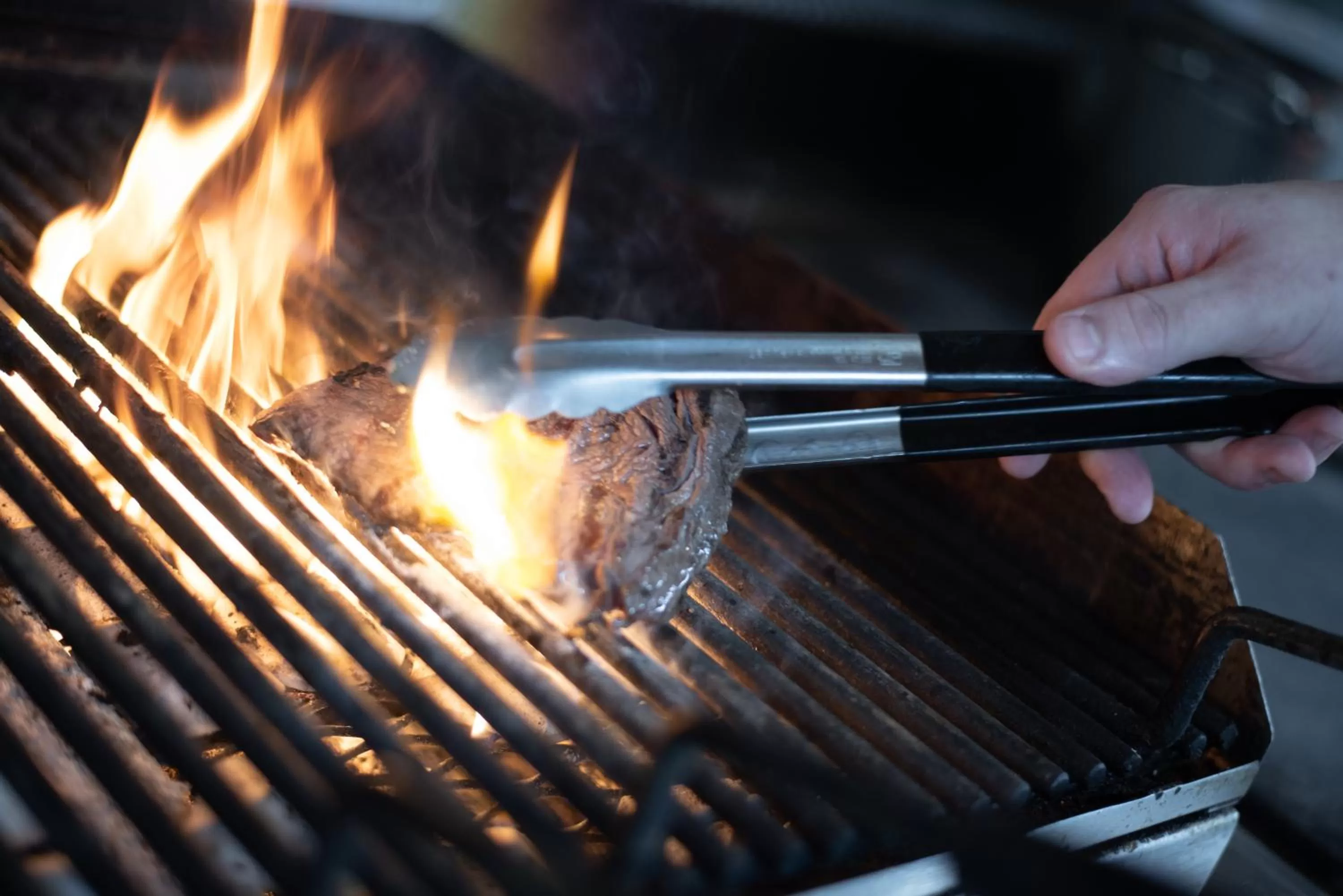 Food in Cromwell Arms Country Pub with Rooms