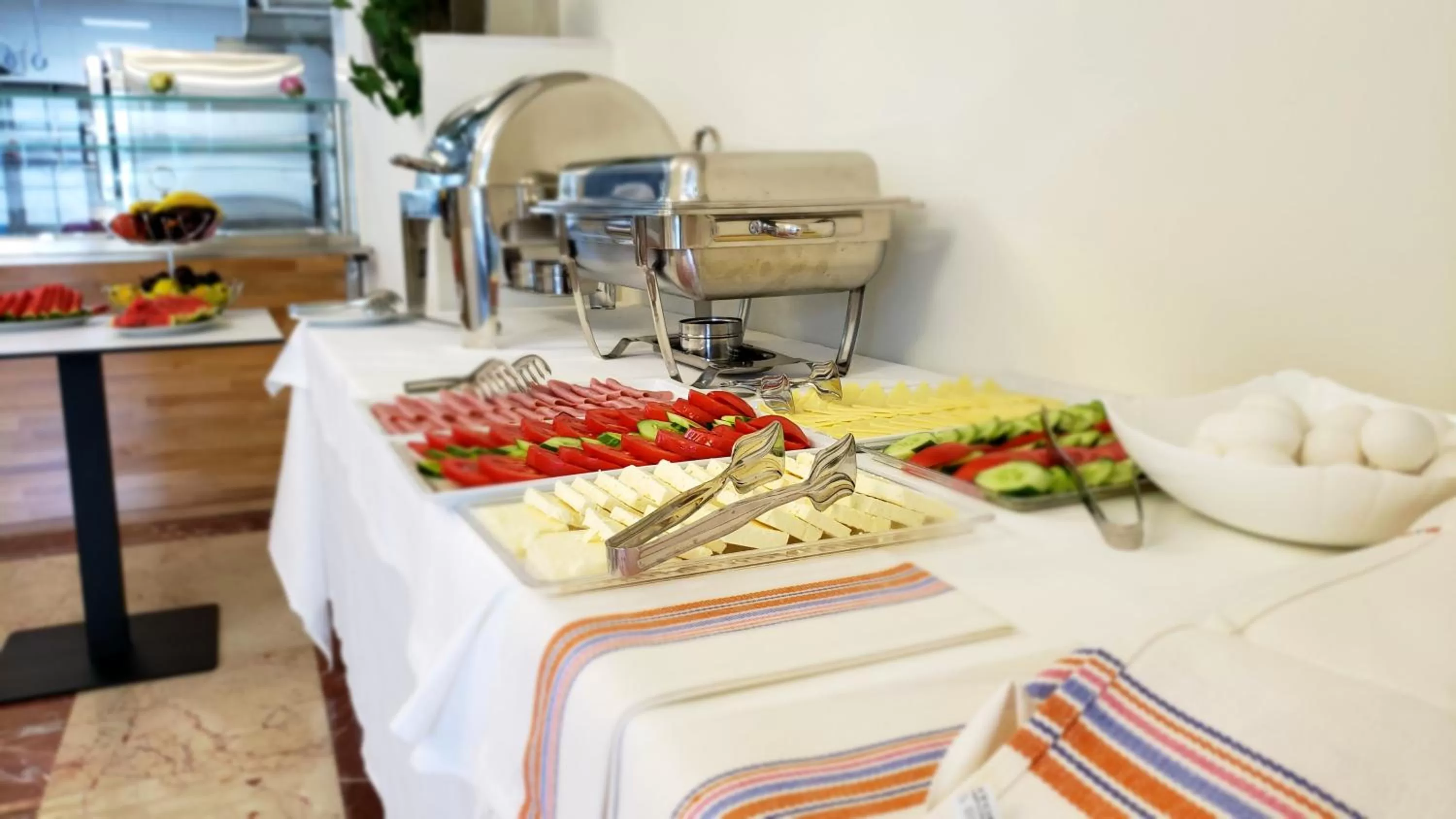 Buffet breakfast in Mervin Hotel