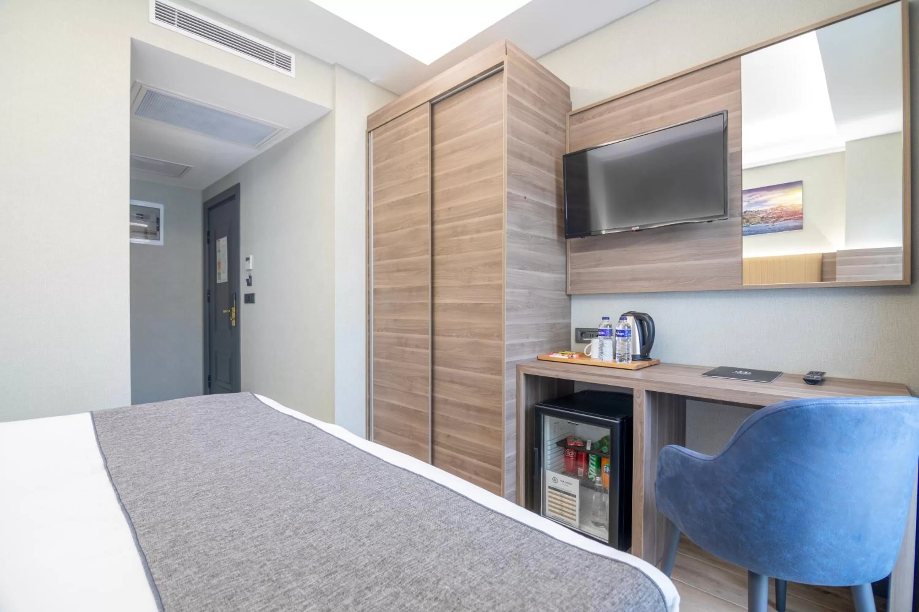 Bed in The Omiya Hotel