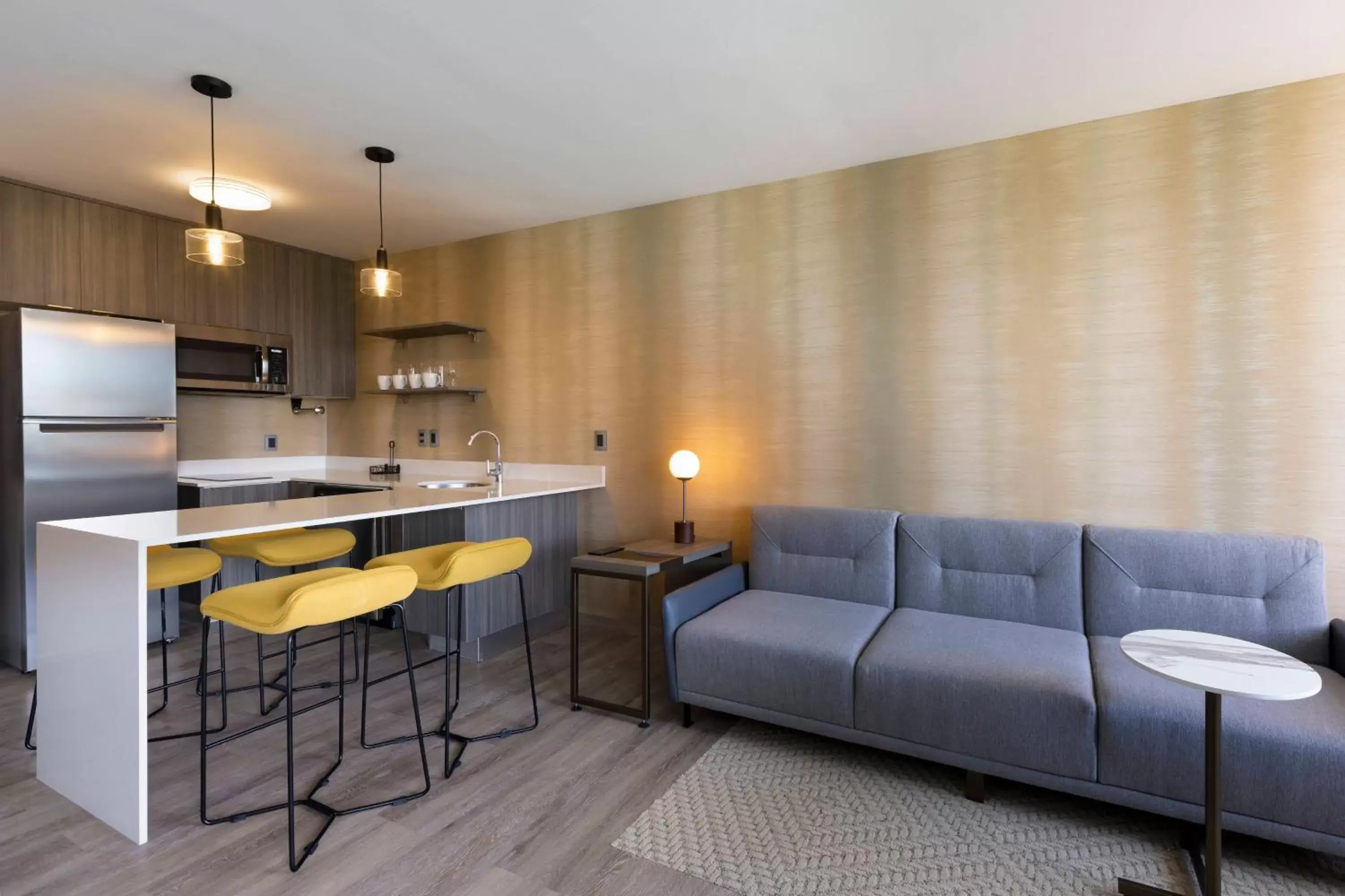 Kitchen or kitchenette, Seating Area in Residence Inn by Marriott Cancun Hotel Zone