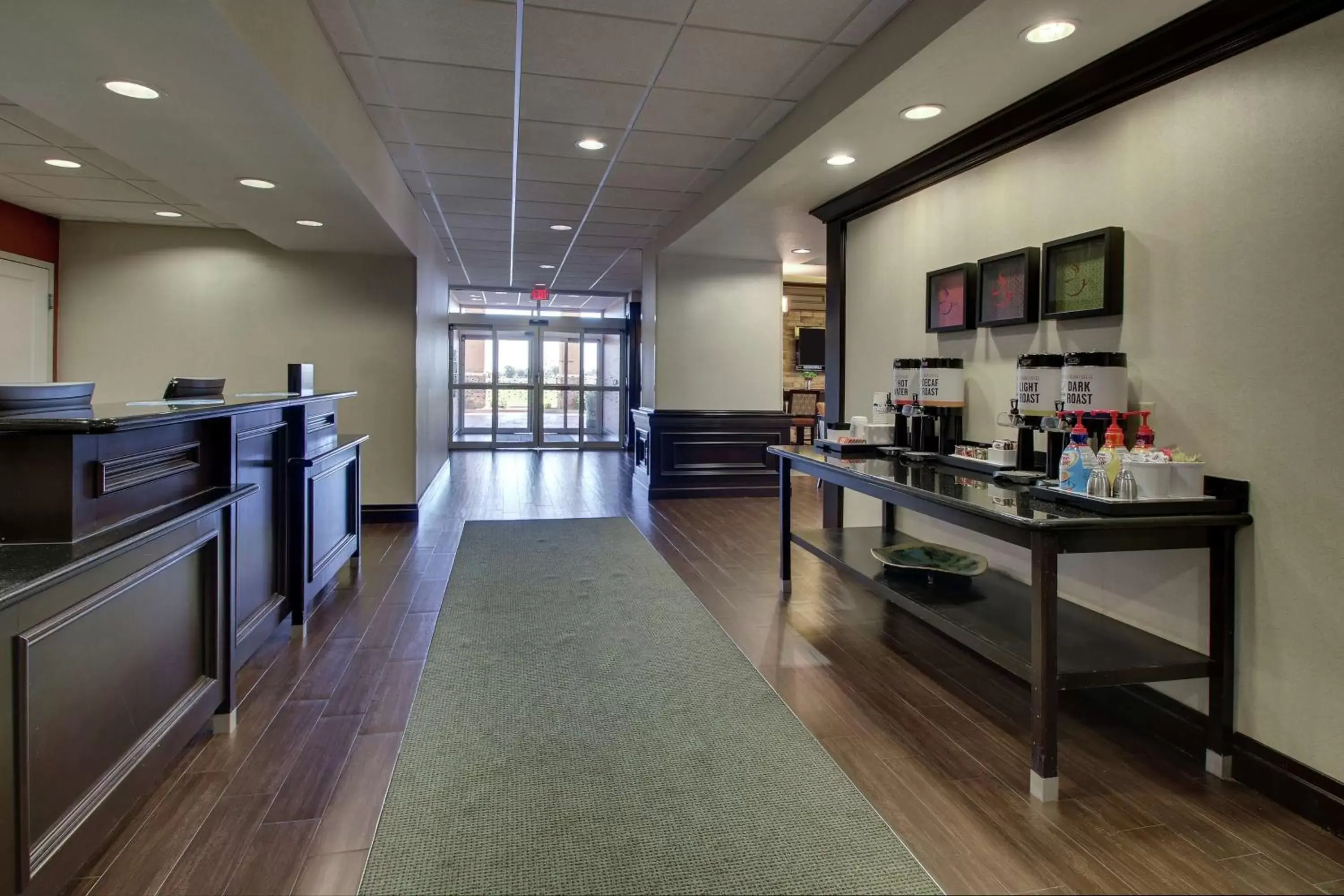 Lobby or reception in Hampton Inn Vernon Lobby or reception in Hampton Inn Vernon