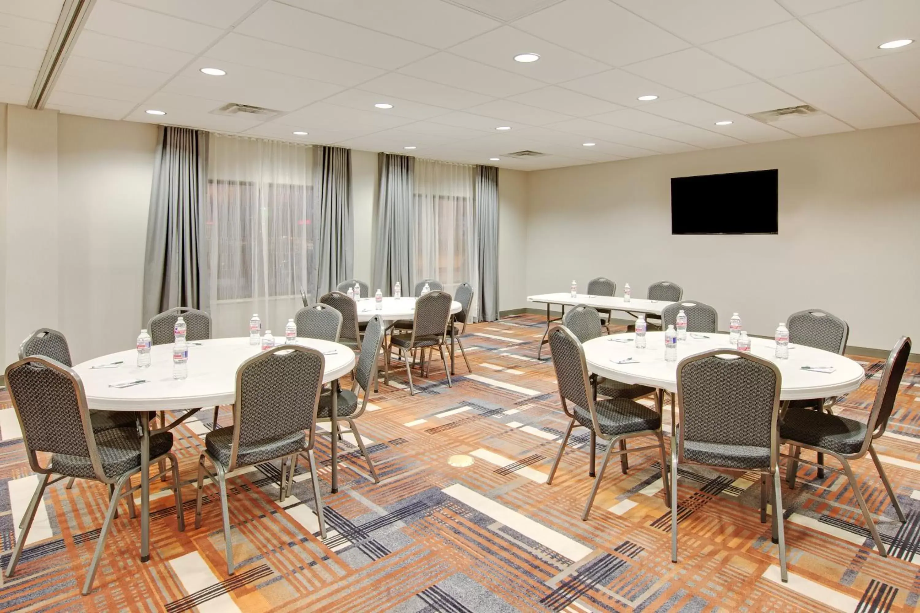 Meeting/conference room in Wingate by Wyndham San Angelo