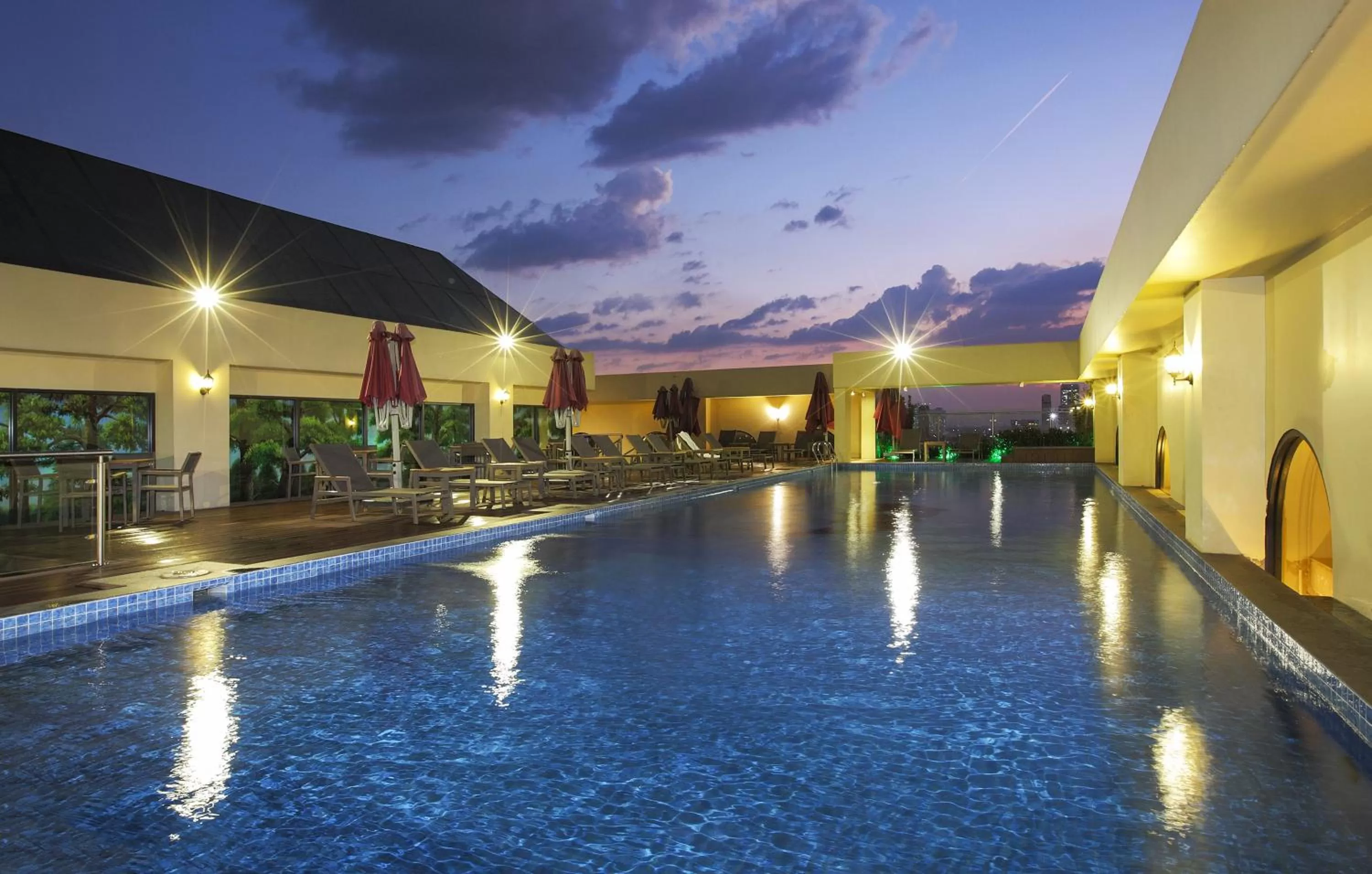 Night in MerPerle Crystal Palace