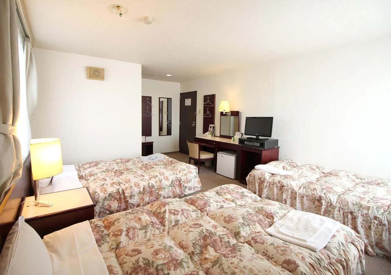 Bed in Royal Inn Shinyamaguchi Ekimae