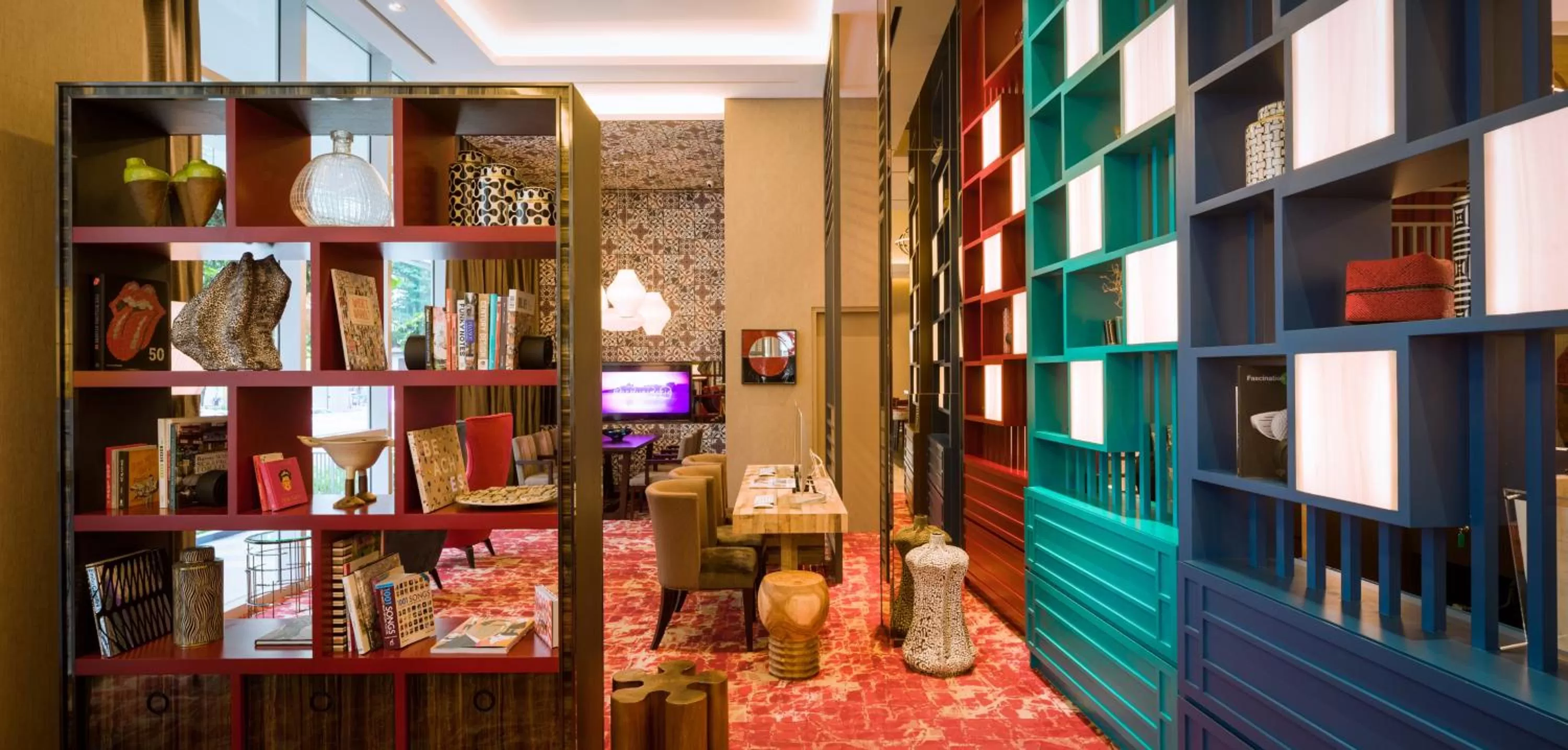 Lobby or reception in Mercure Singapore Bugis