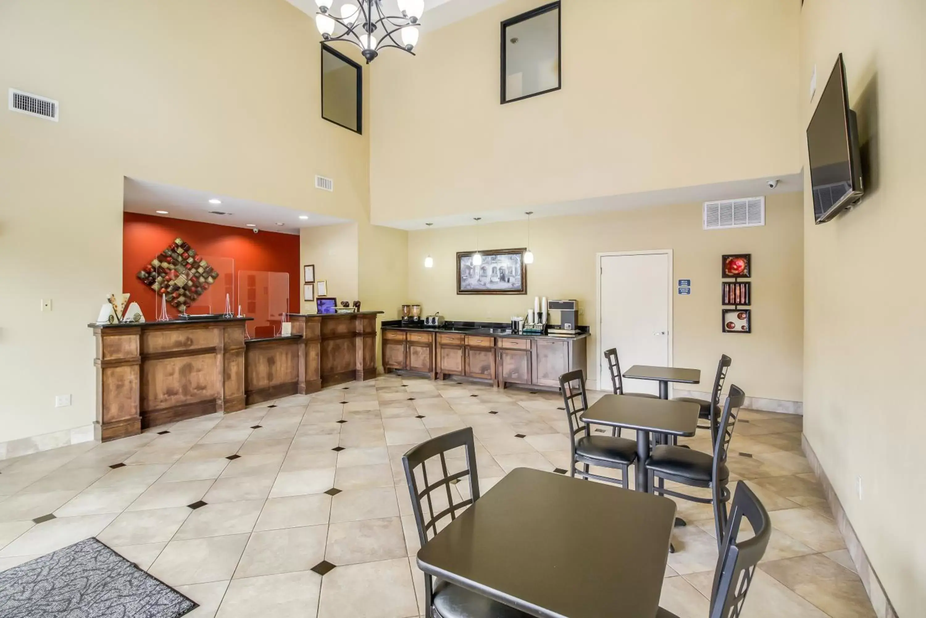 Lobby or reception, Restaurant/Places to Eat in Americas Best Value Inn & Suites Tomball