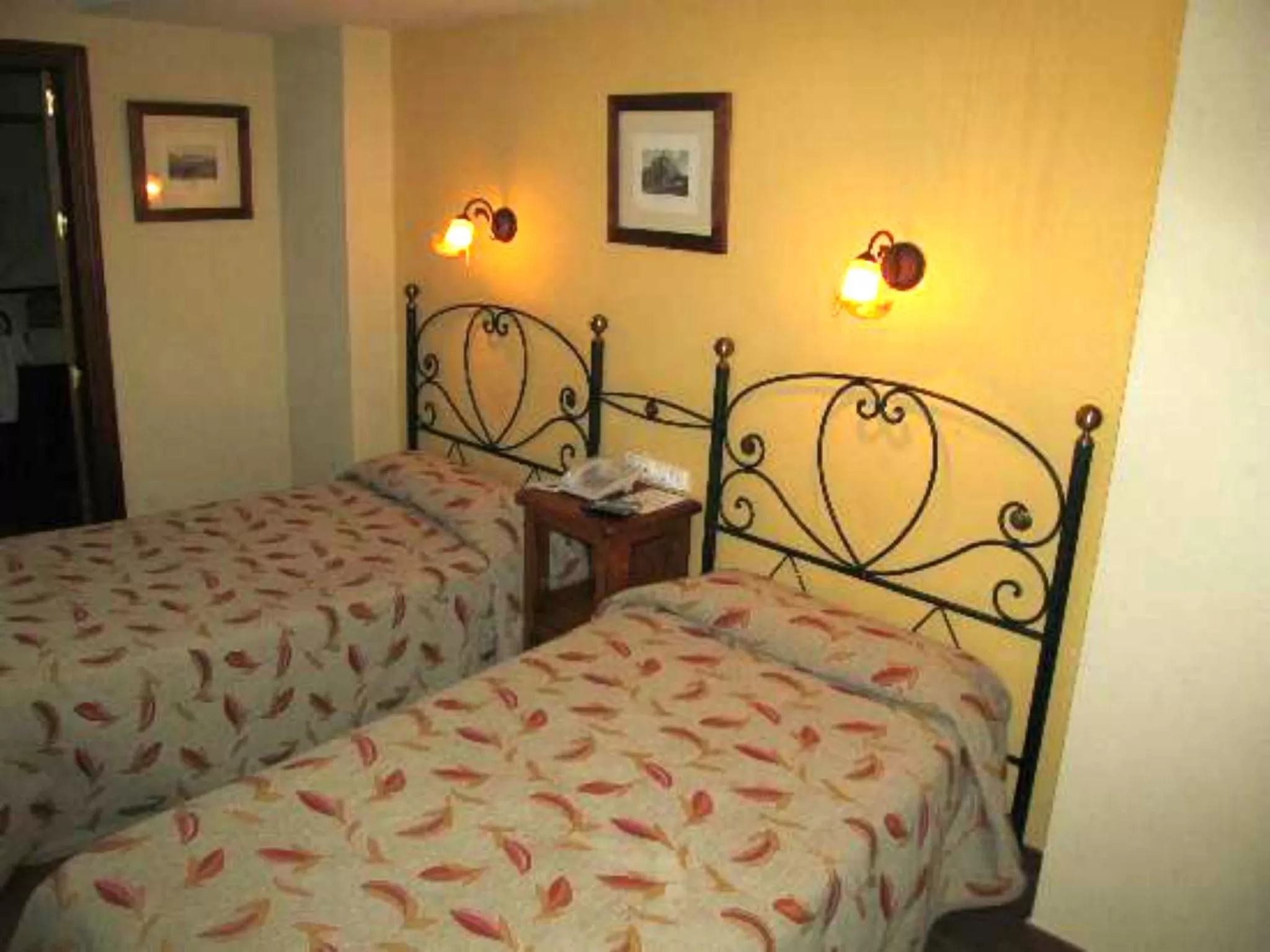 Bed in Coso Viejo