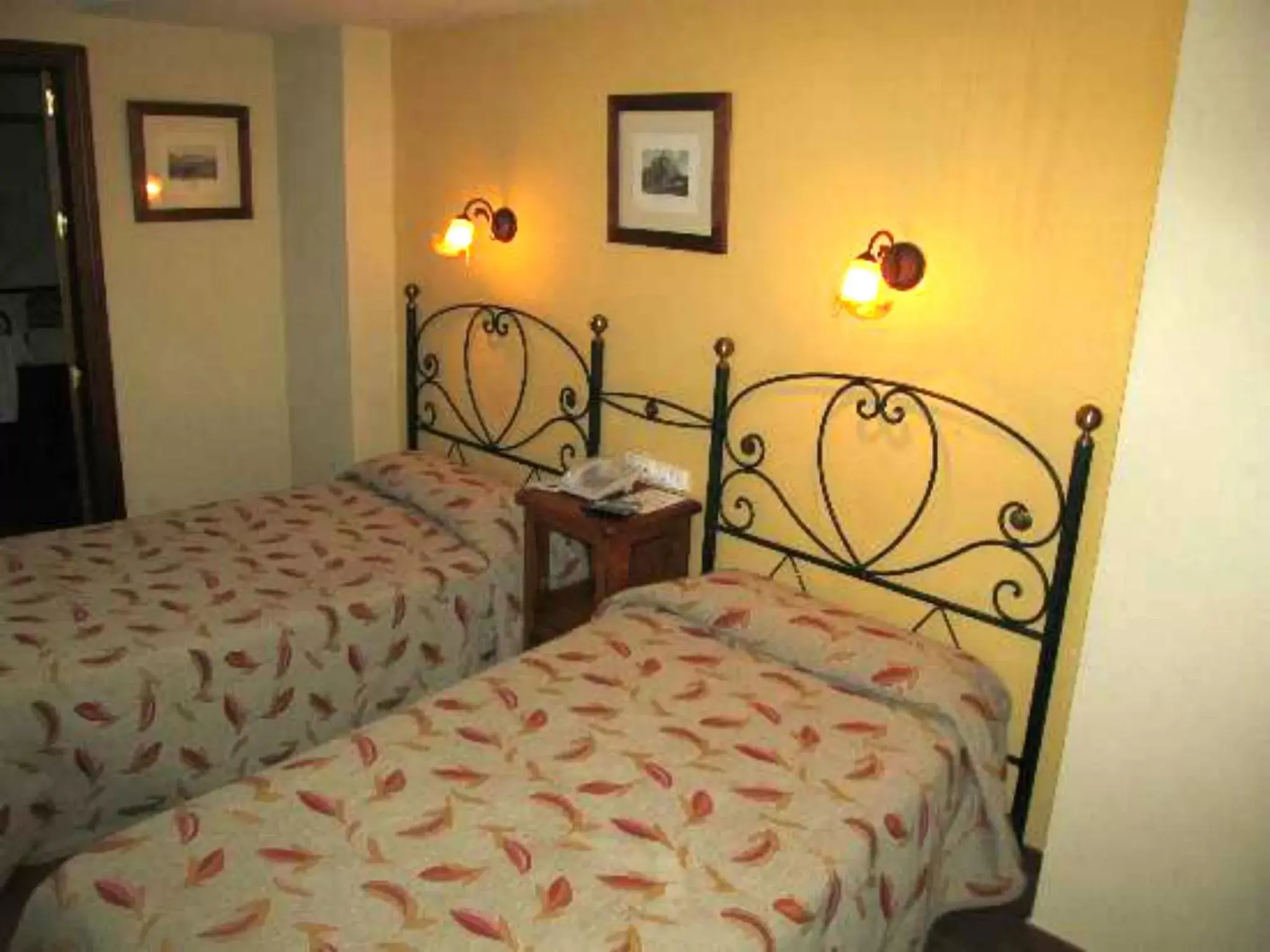 Bed in Coso Viejo