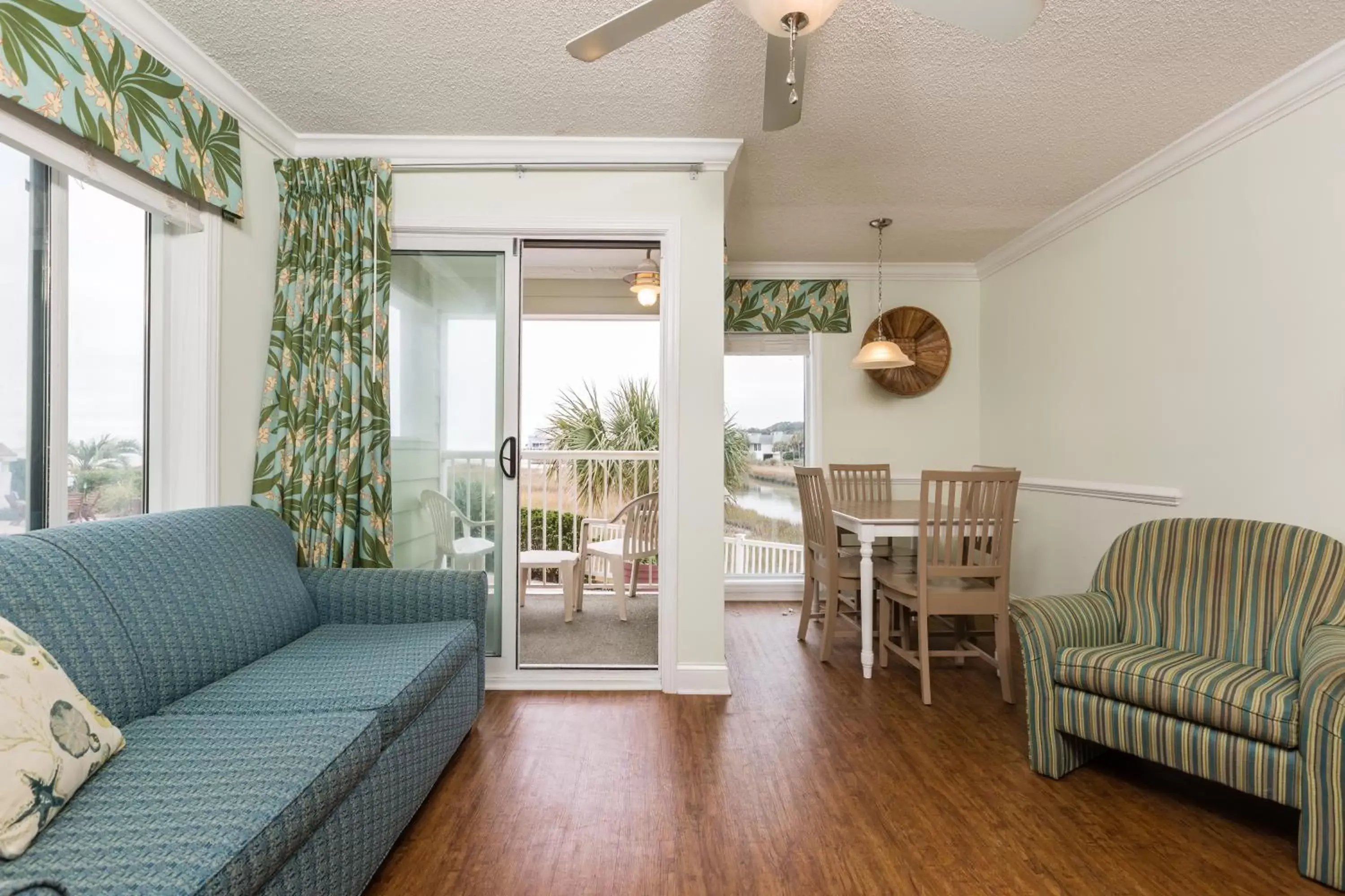 Balcony/Terrace, Seating Area in Sands Beach Club by Capital Vacations