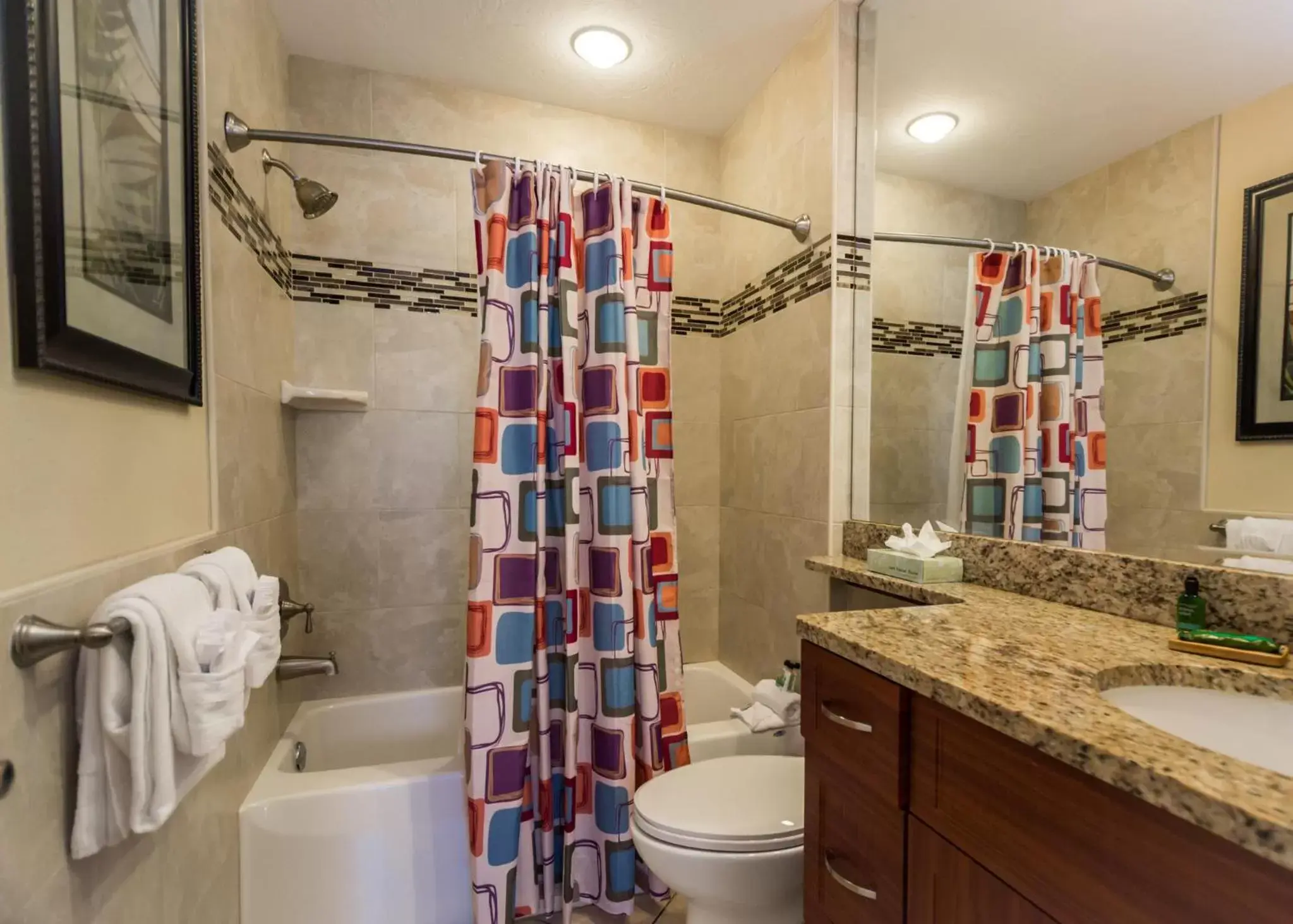 Bathroom in Tropical Beach Resorts - Sarasota