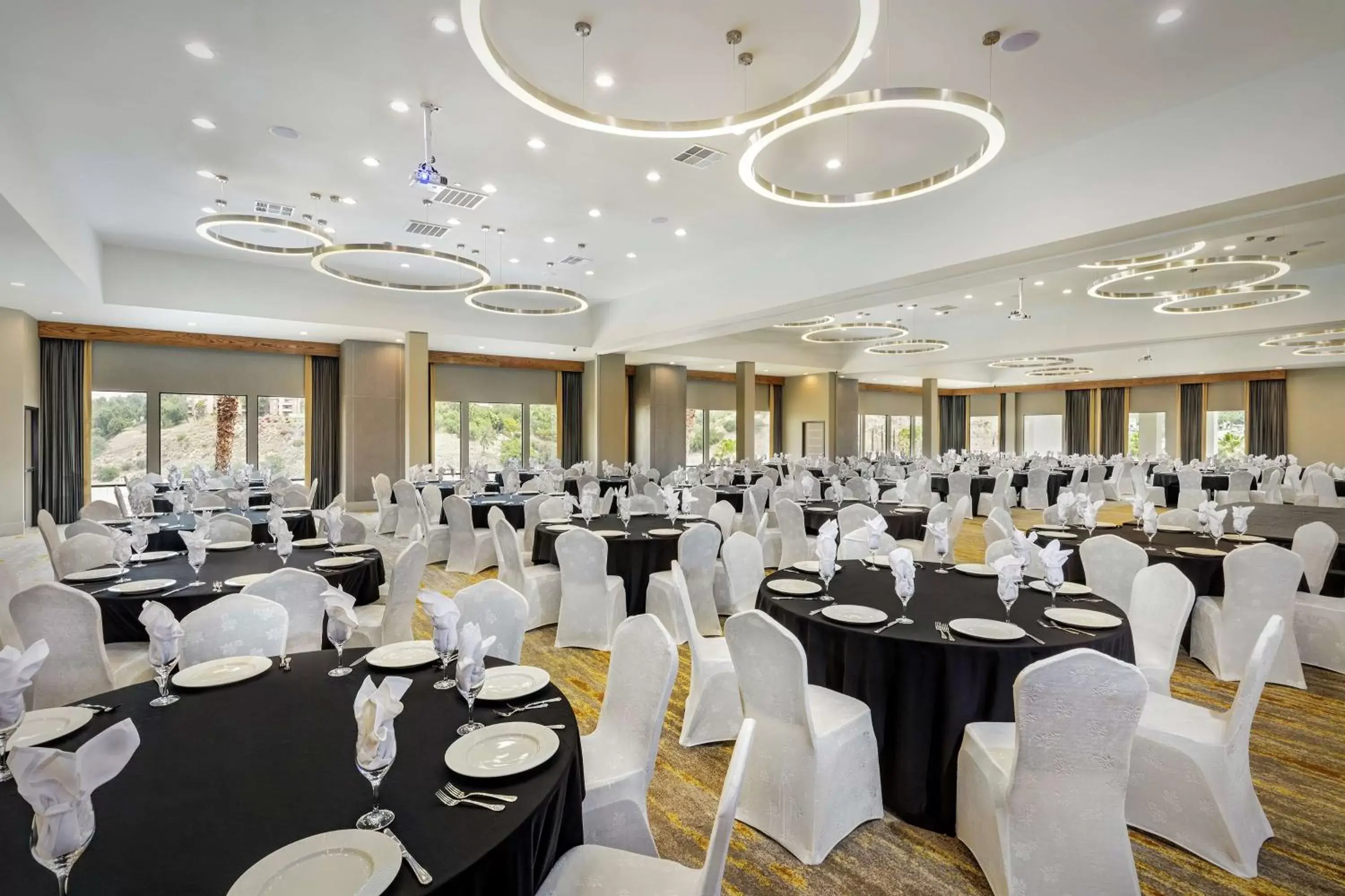 Meeting/conference room, Banquet Facilities in Doubletree By Hilton Pomona