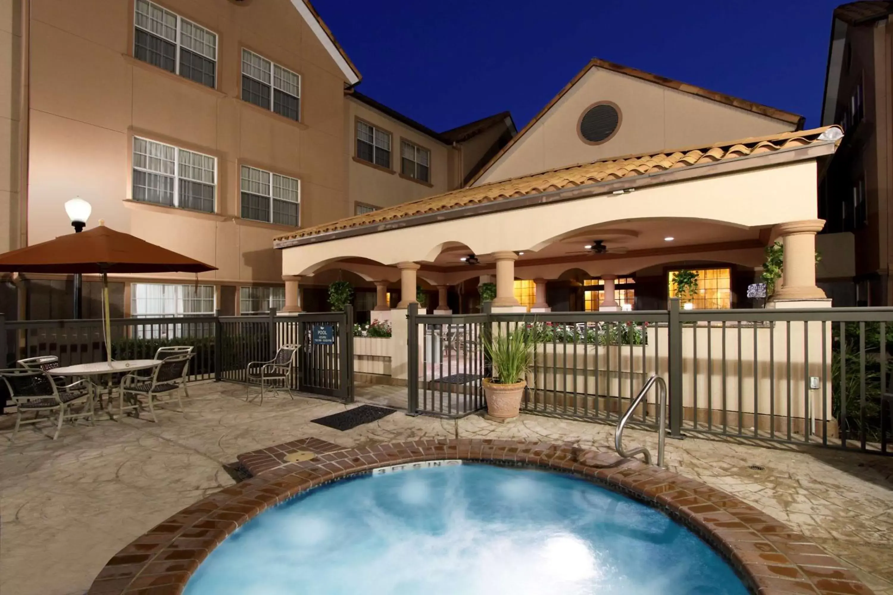 Pool view, Swimming Pool in Homewood Suites by Hilton Houston-Woodlands-Shenandoah