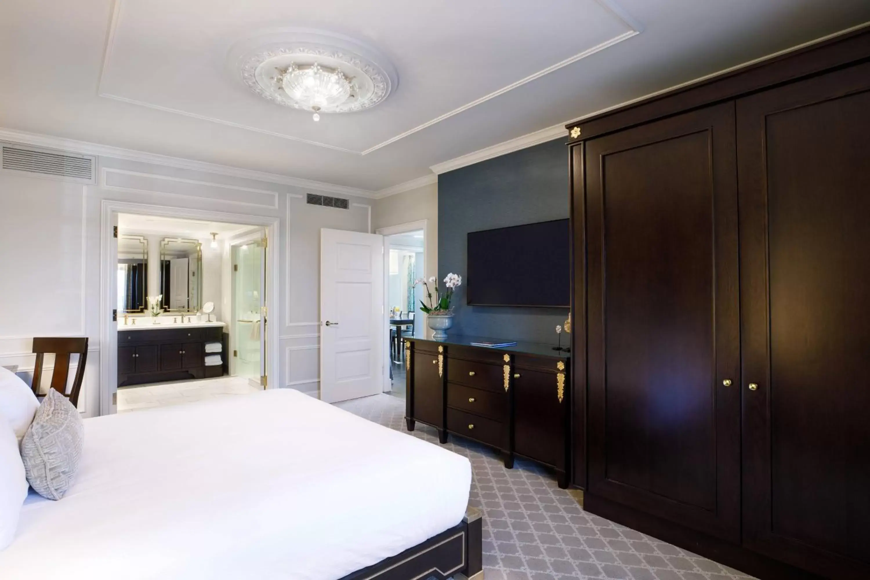 Bedroom, Bed in Hotel Carmichael, Autograph Collection Bedroom, Bed in Hotel Carmichael, Autograph Collection