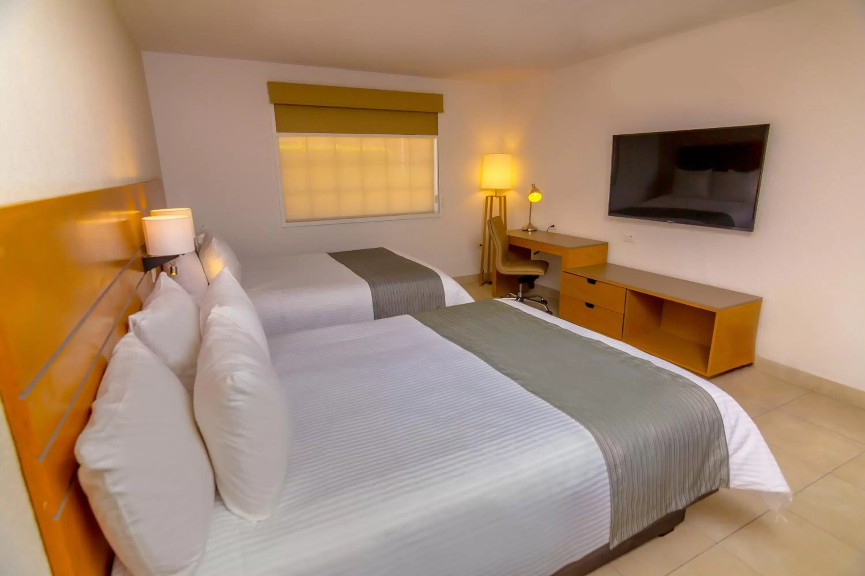 Photo of the whole room, Bed in Gamma Guaymas Armida Hotel