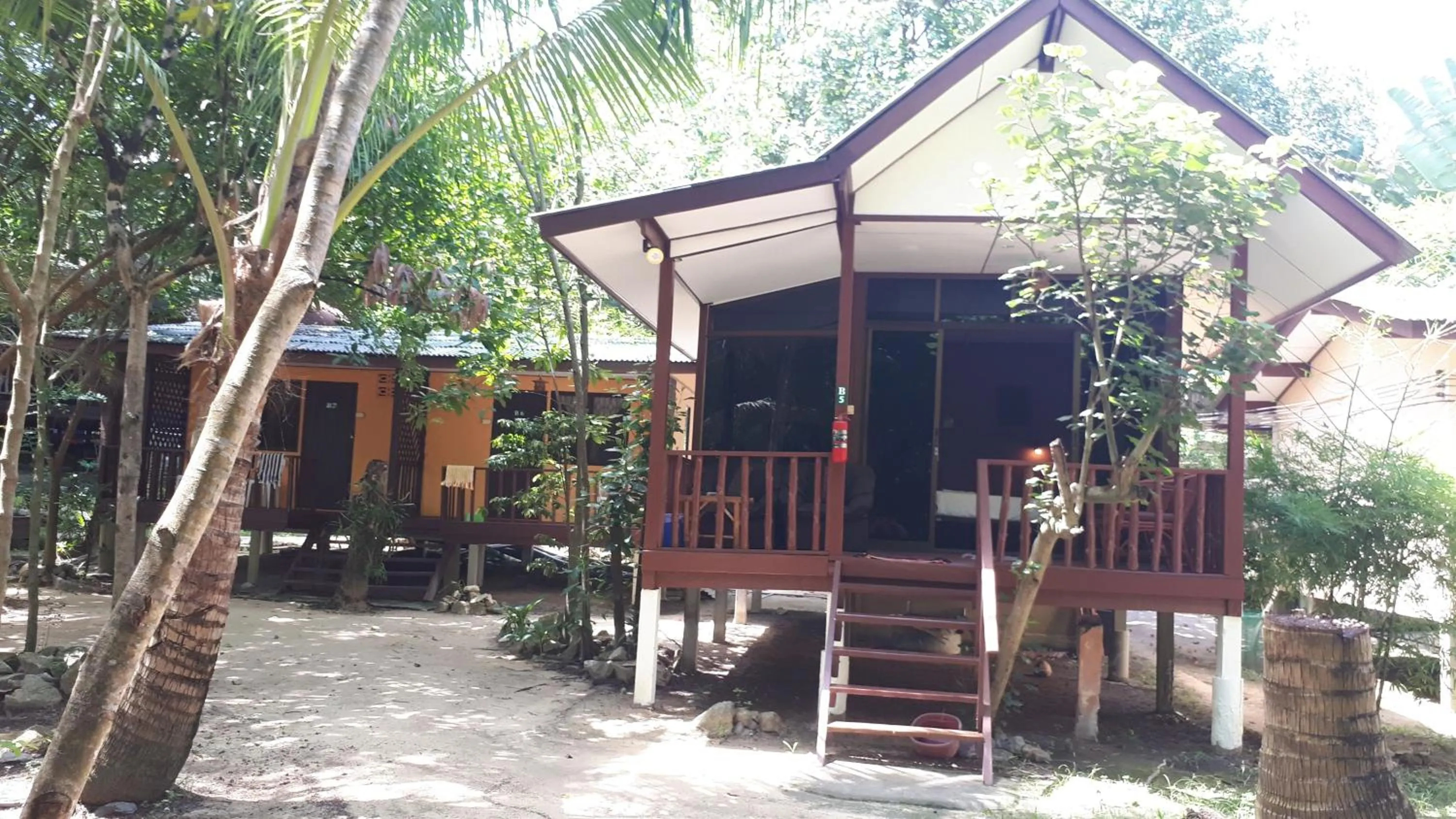 Patio in Moonhut Bungalows
