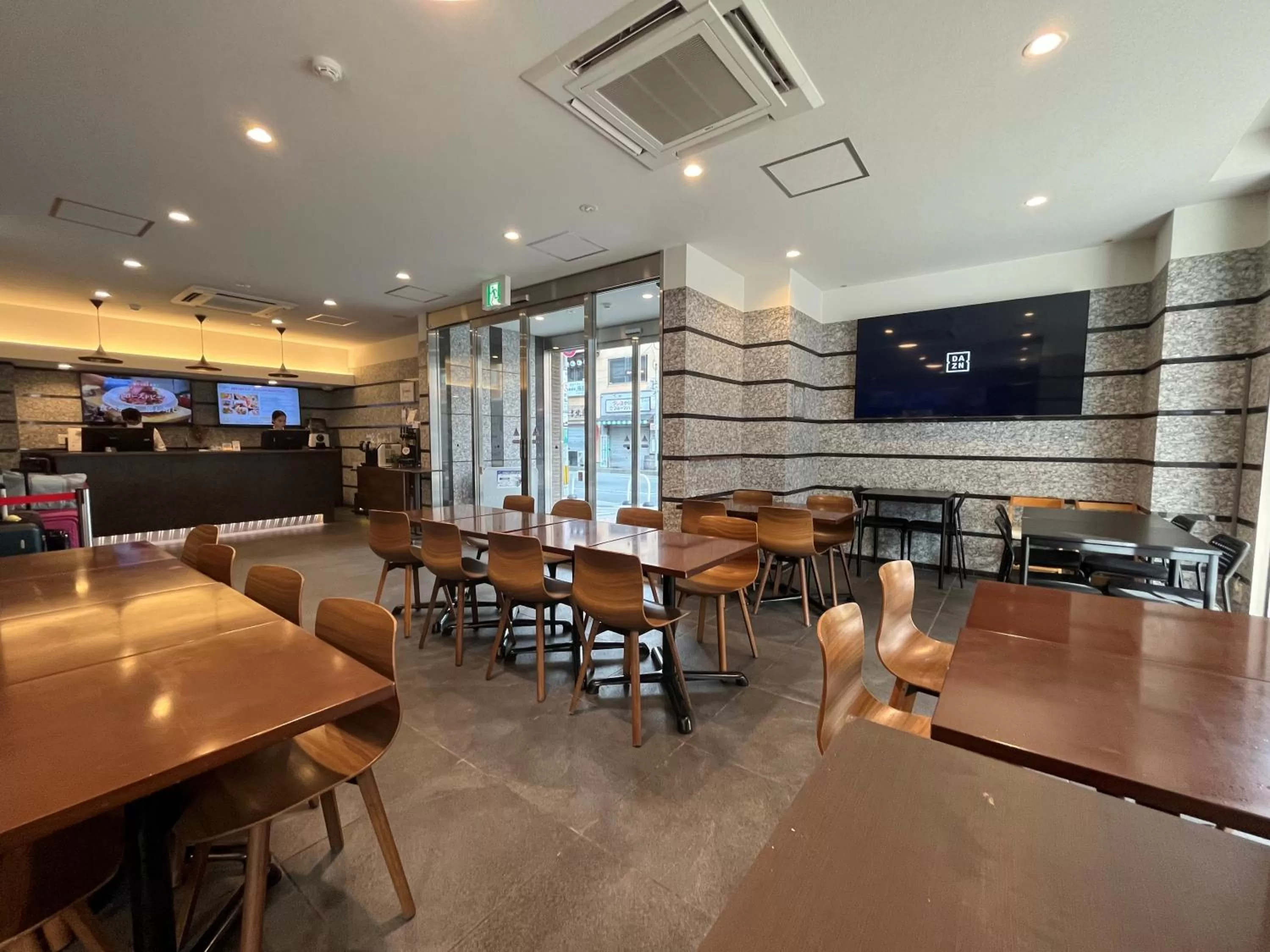 Restaurant/places to eat in The BREAKFAST HOTEL Fukuoka Tenjin