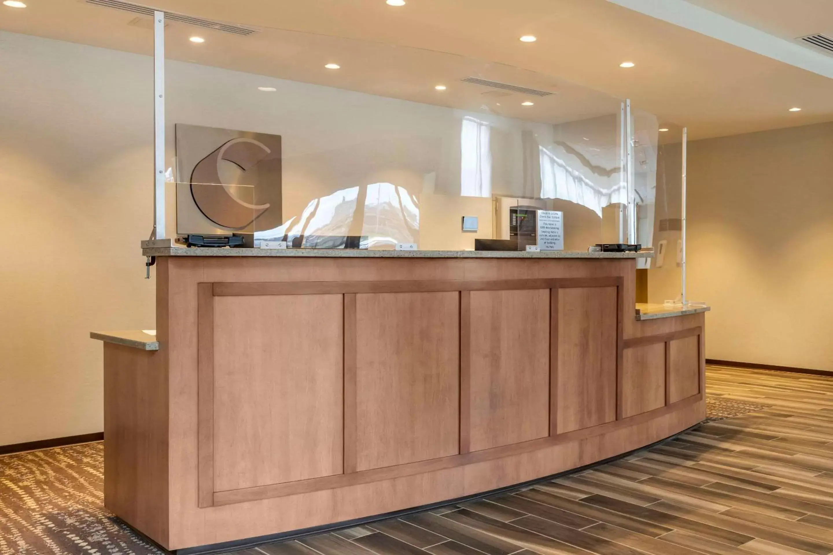 Lobby or reception, Lobby/Reception in Comfort Inn & Suites Pittsburgh-Northshore