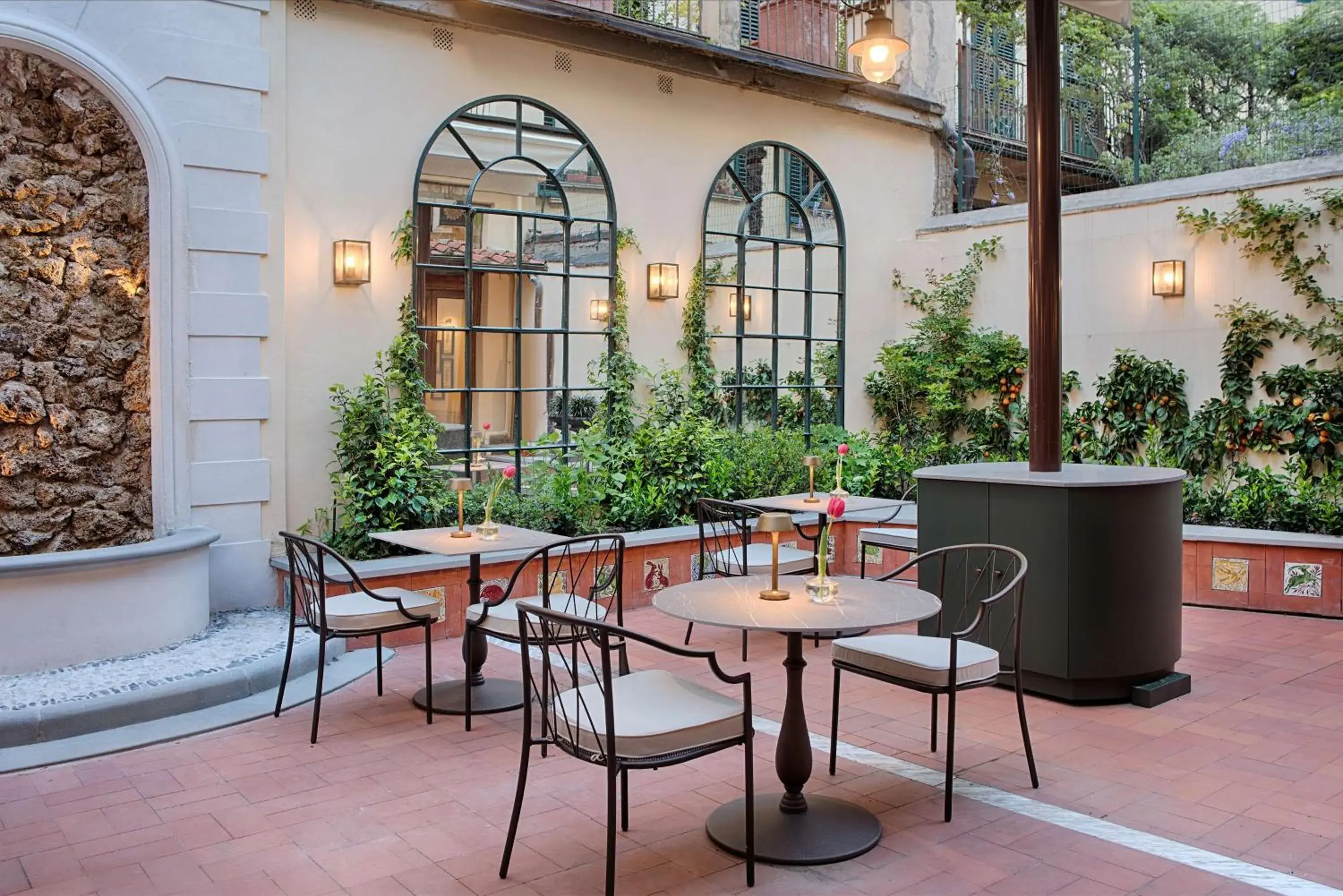 Restaurant/places to eat in NH Collection Palazzo Gaddi