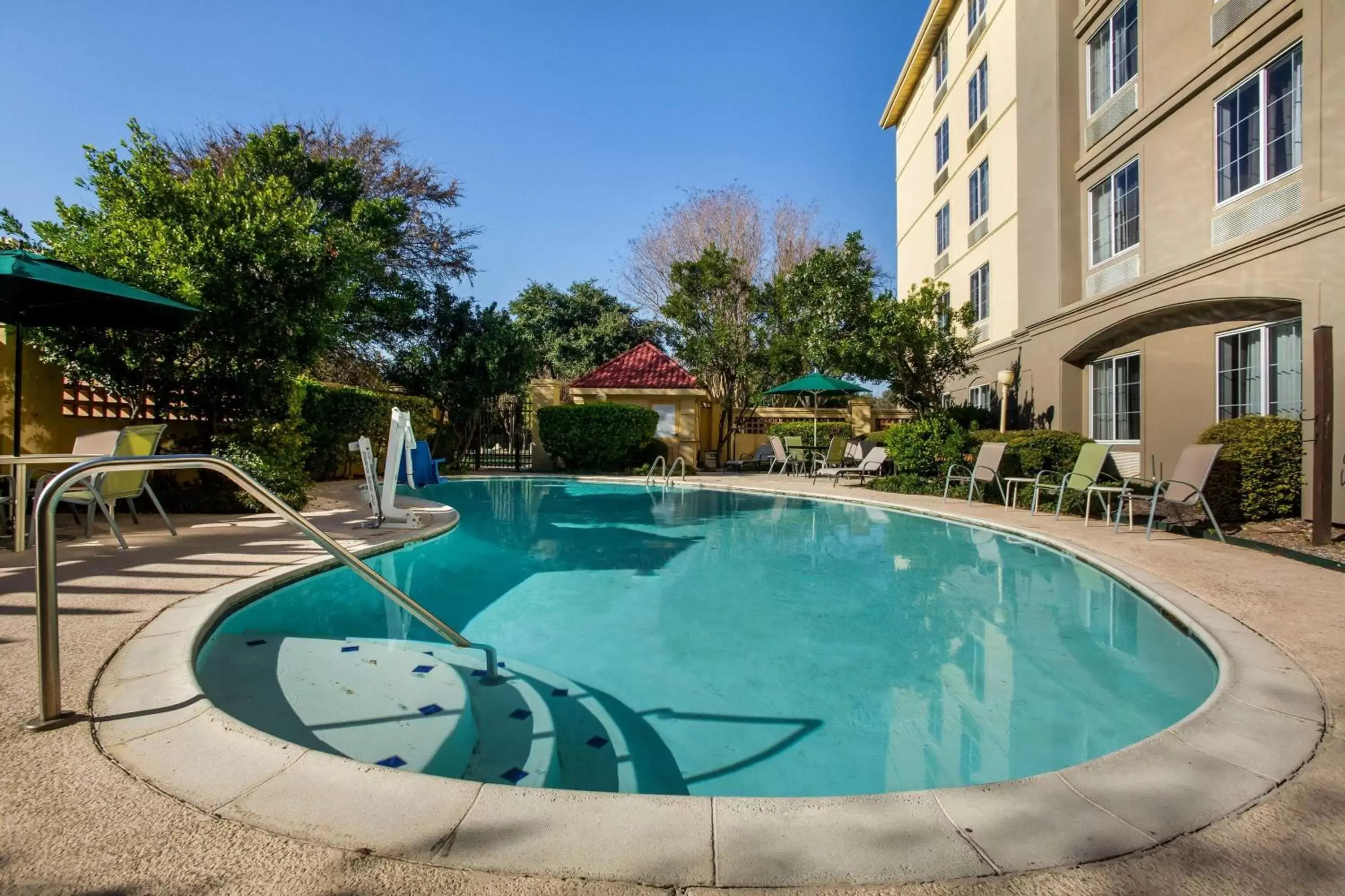 Pool view, Swimming Pool in La Quinta by Wyndham Austin Southwest