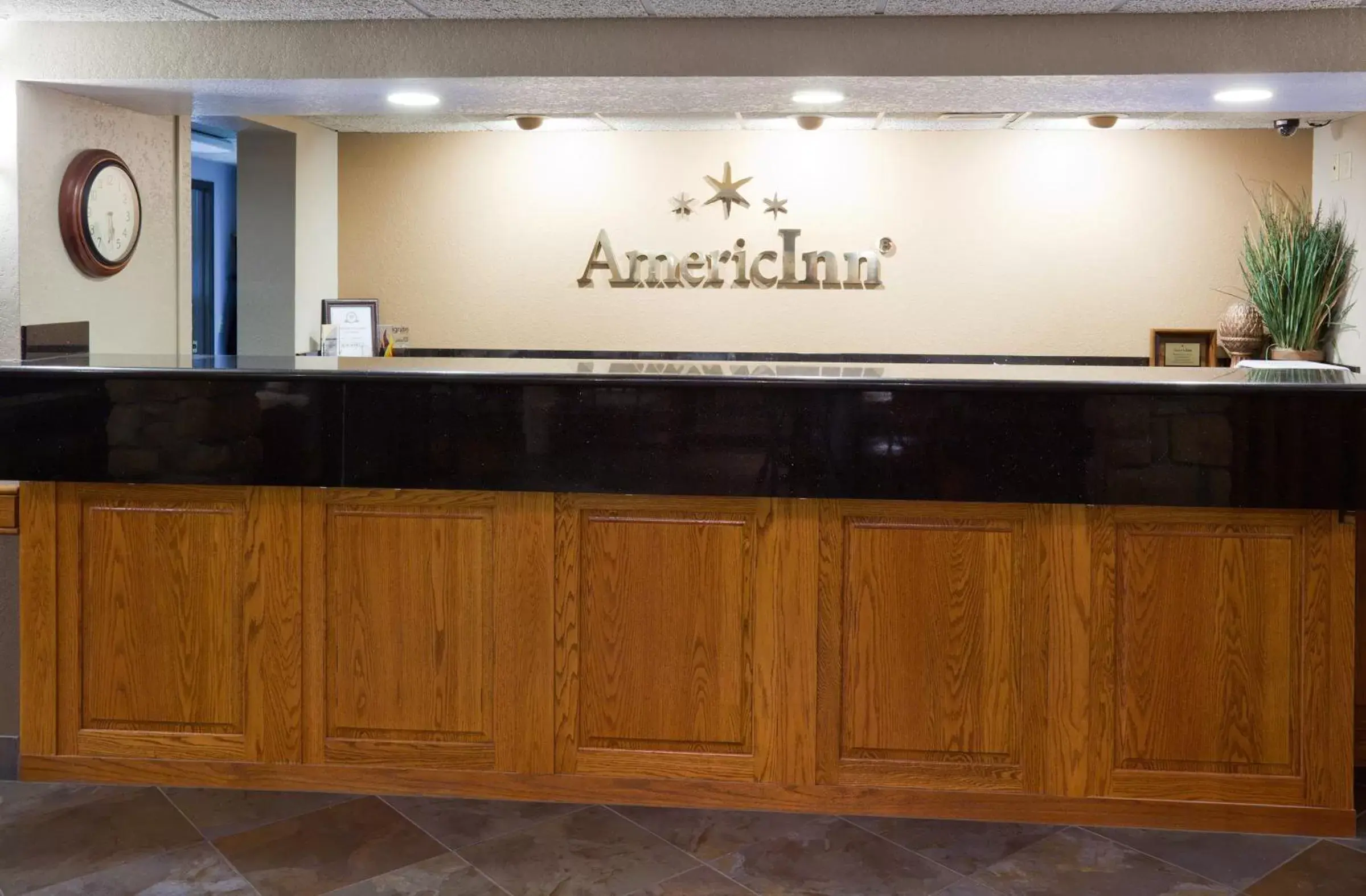 Lobby or reception, Lobby/Reception in AmericInn by Wyndham Ankeny/Des Moines