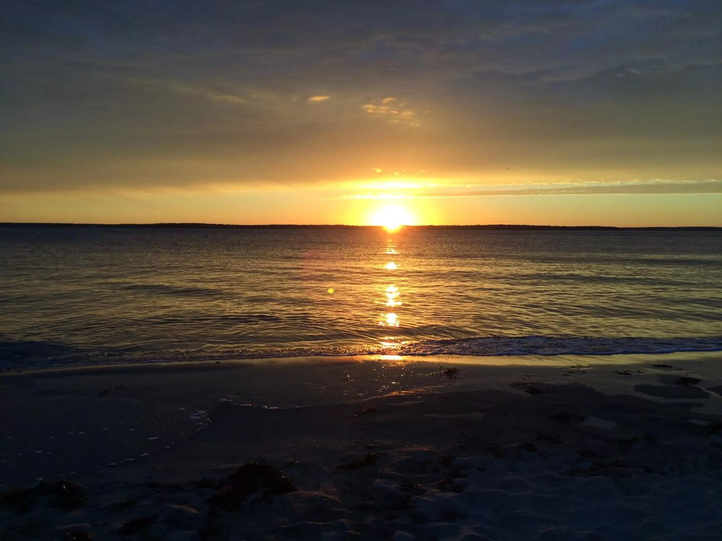 Beach, Sunrise/Sunset in Spouter Inn Bed & Breakfast